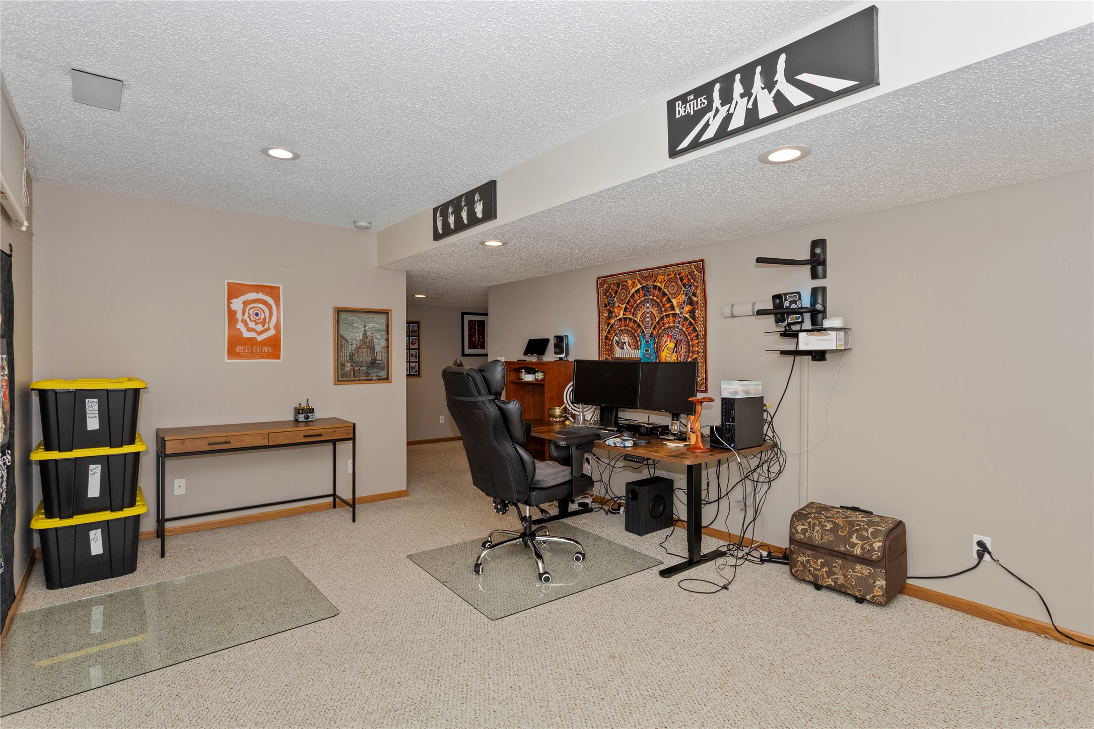 10201 Hickory Lane