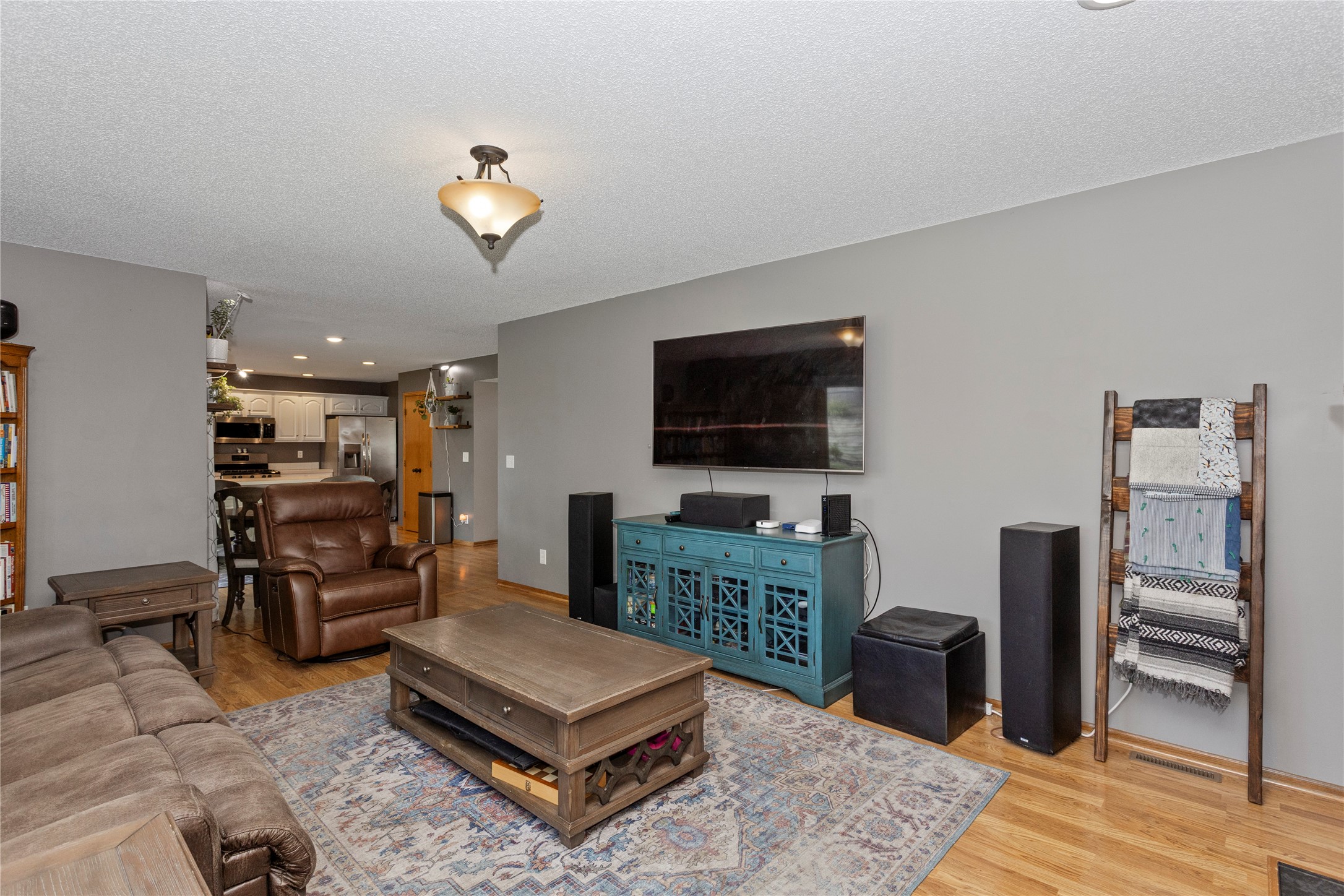 10201 Hickory Lane