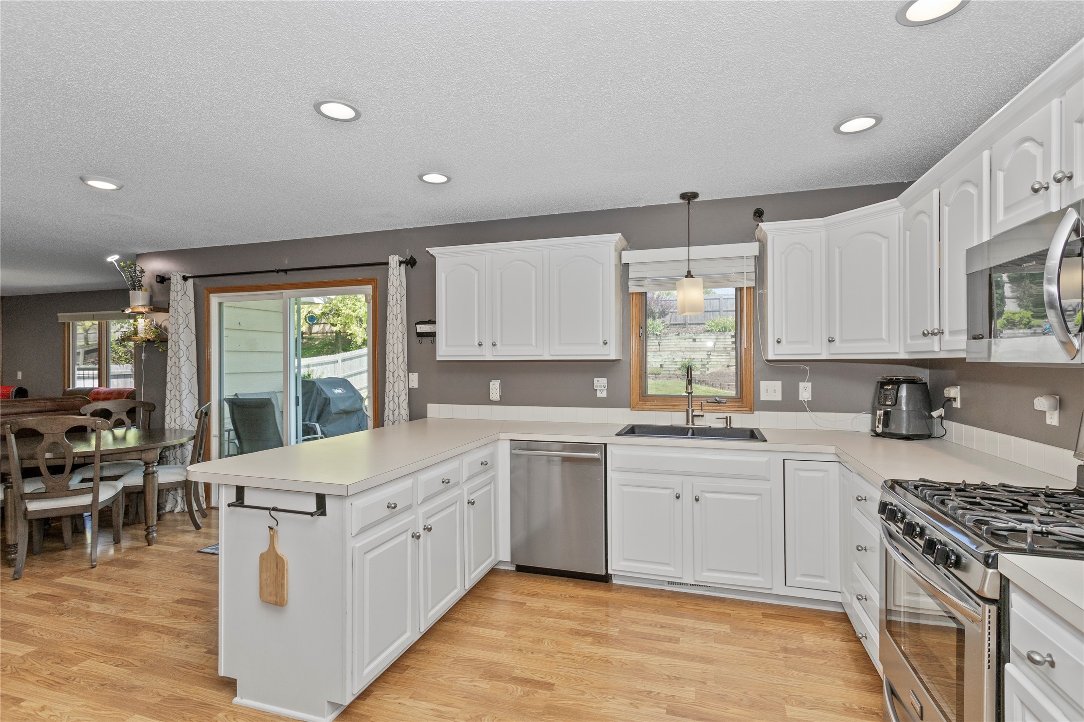 10201 Hickory Lane