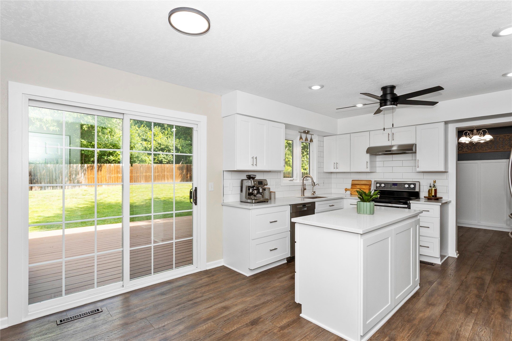2701 Scenic Valley Drive