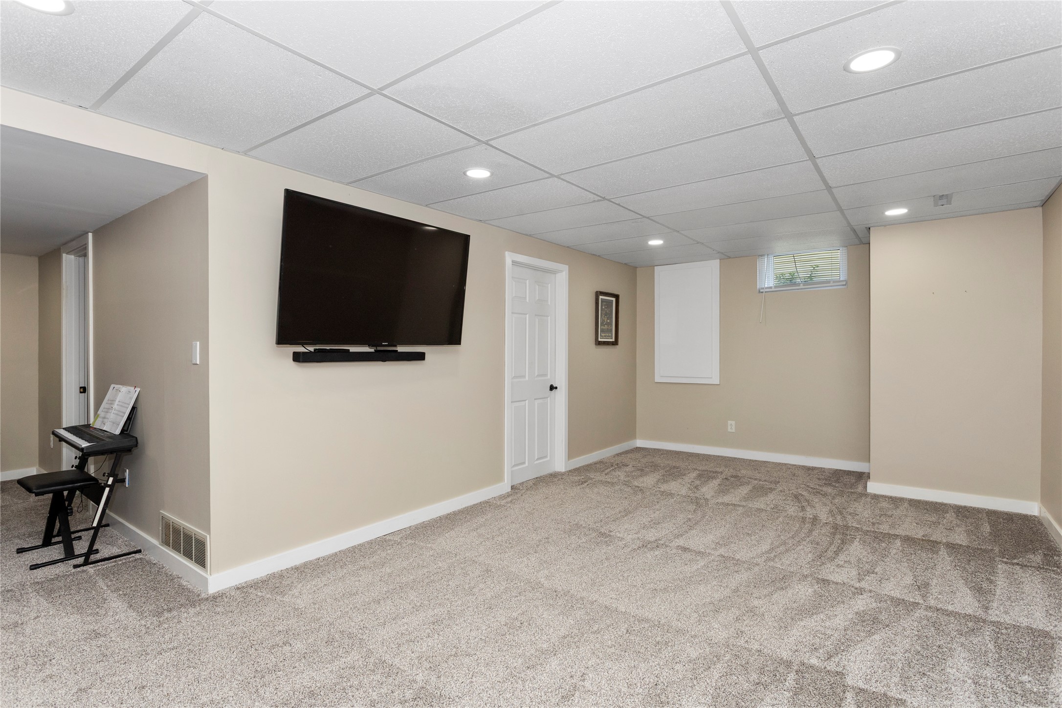 2701 Scenic Valley Drive