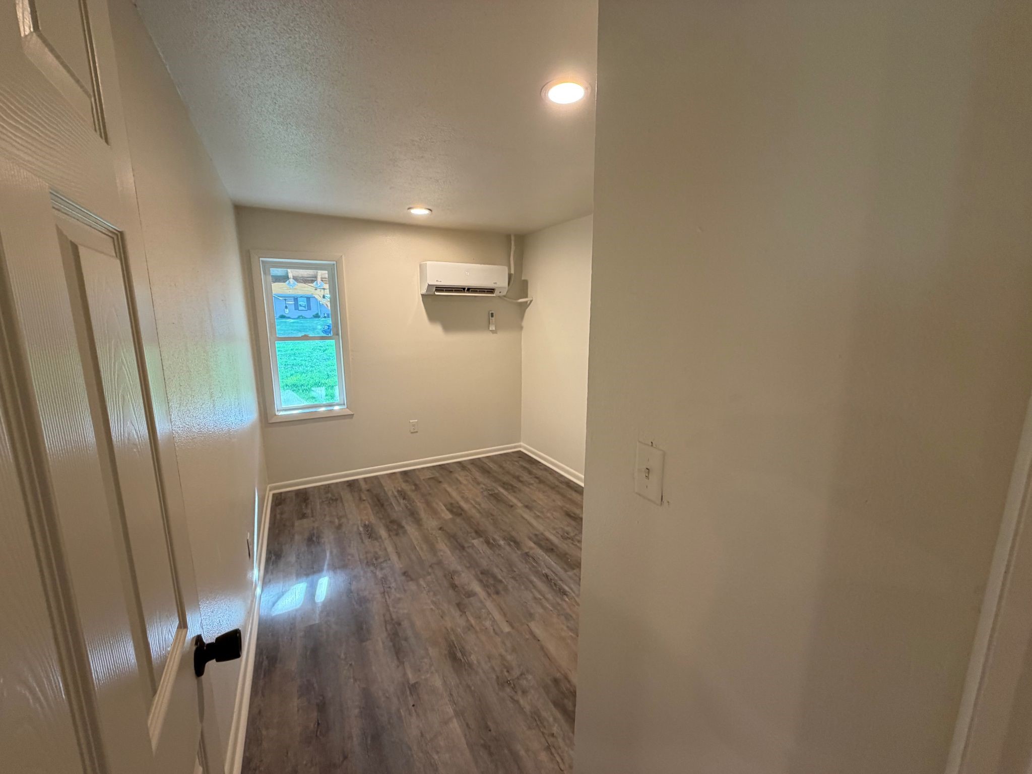 4245 NW 11th Street