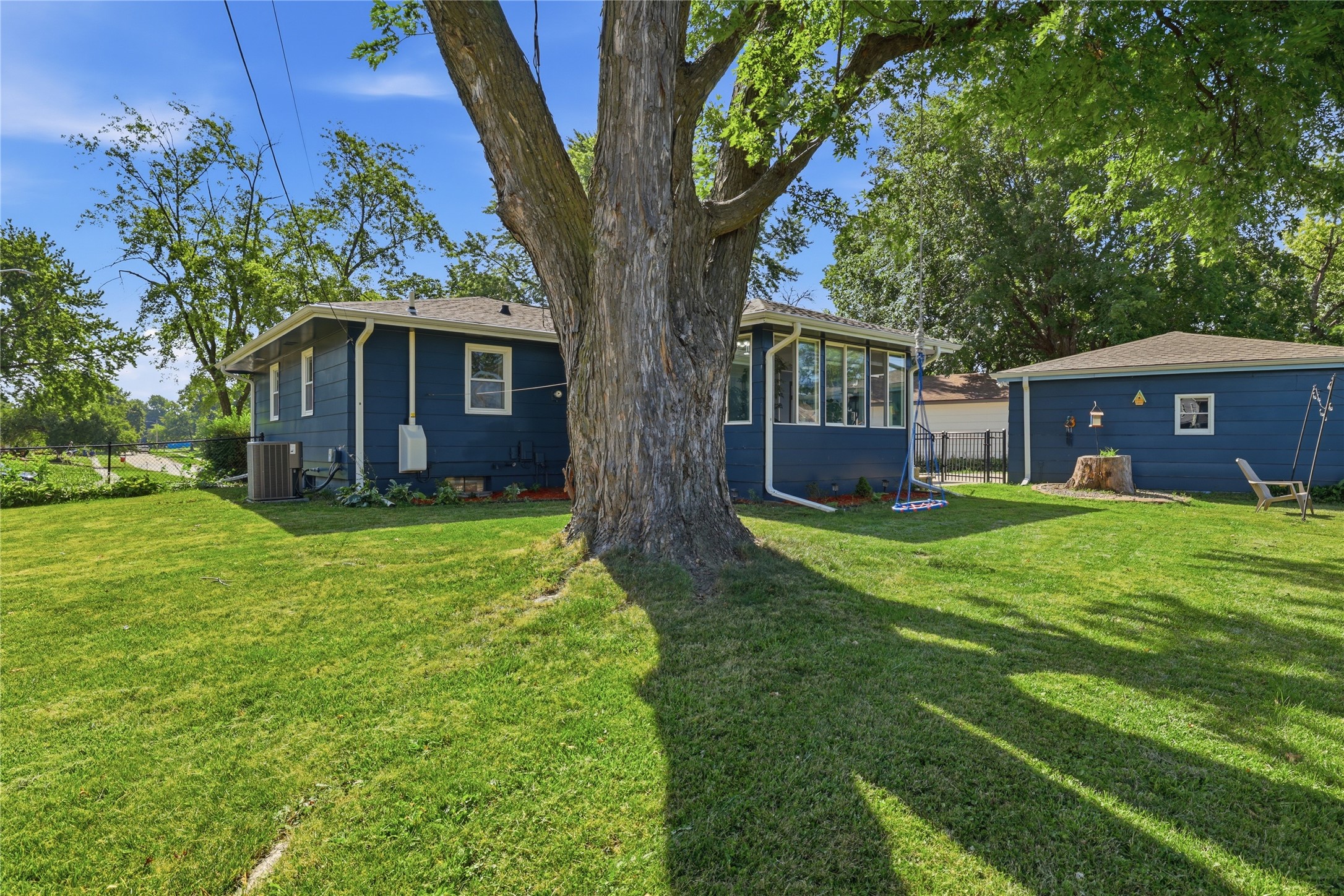 318 SE Wanda Drive