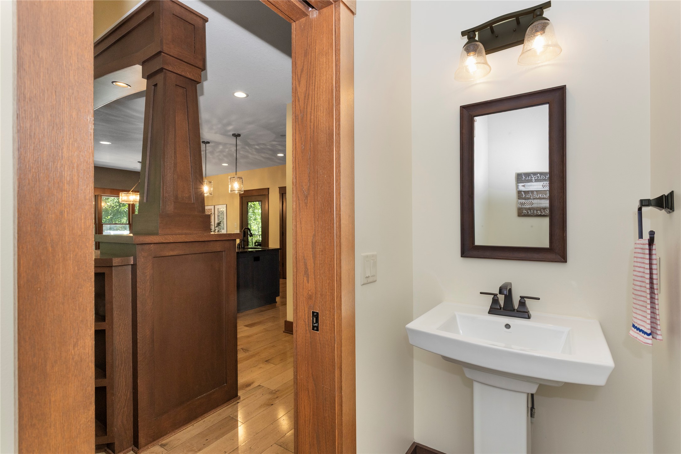 5692 SW Lake Ridge Drive