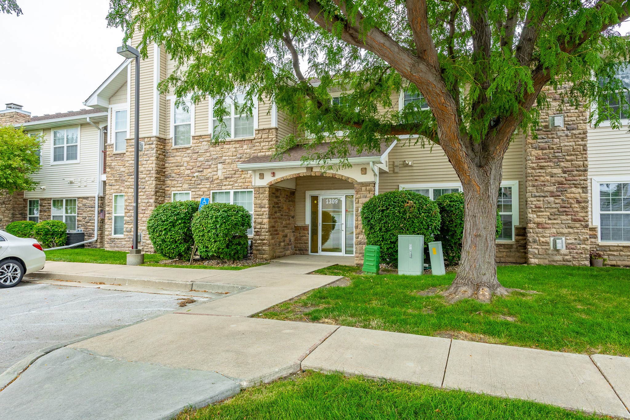 1309 SE University Avenue 207
