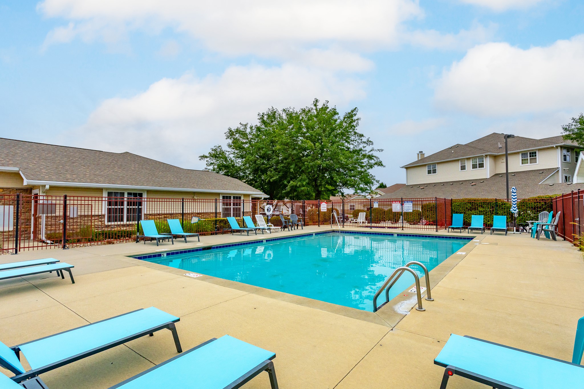 1309 SE University Avenue 207