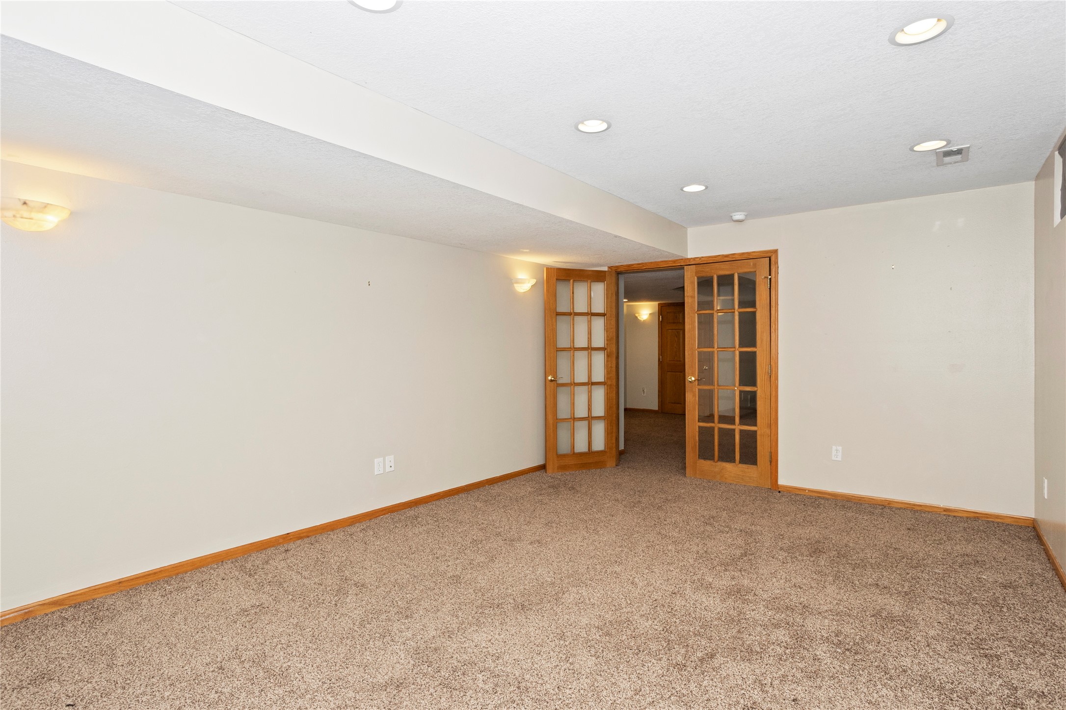 875 Cedar Street