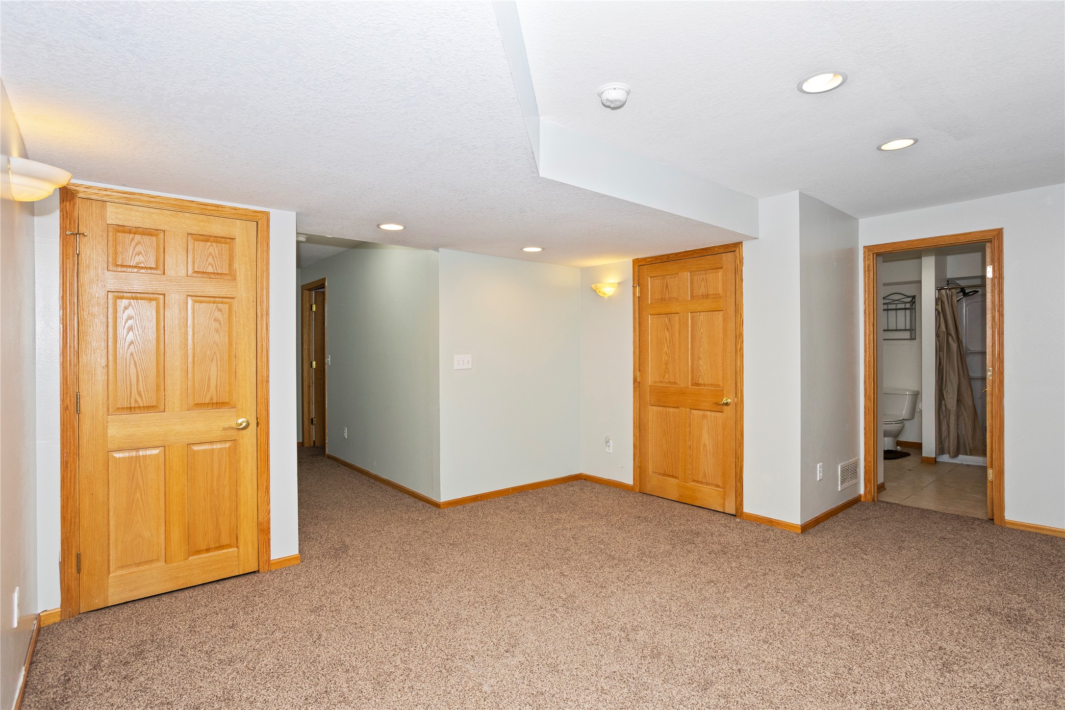 875 Cedar Street