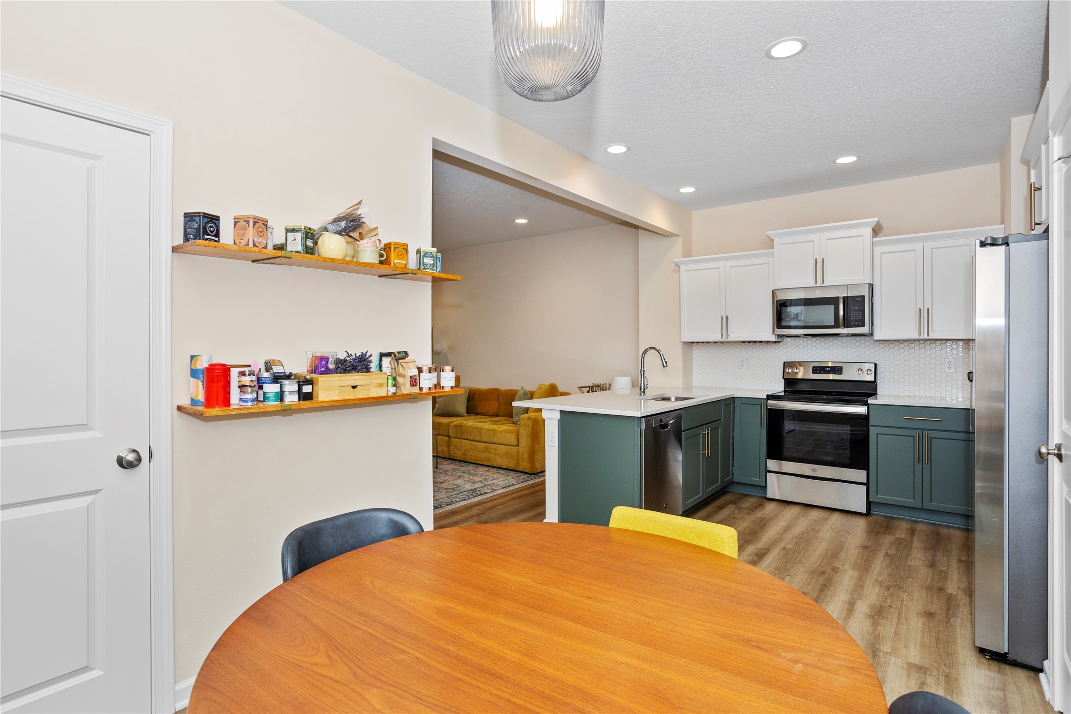1203 S 91st Street
