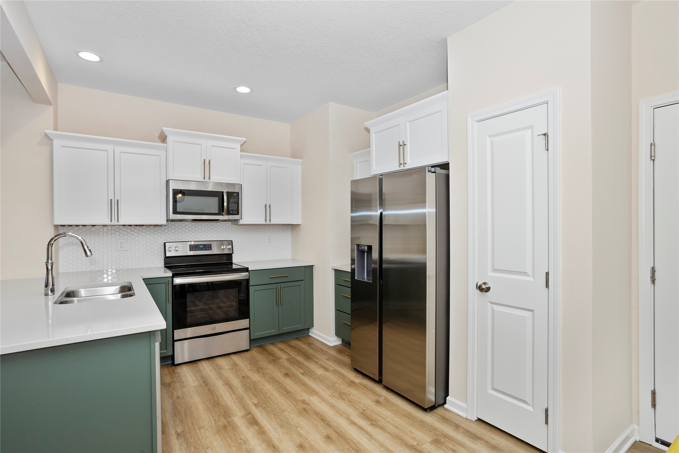 1203 S 91st Street
