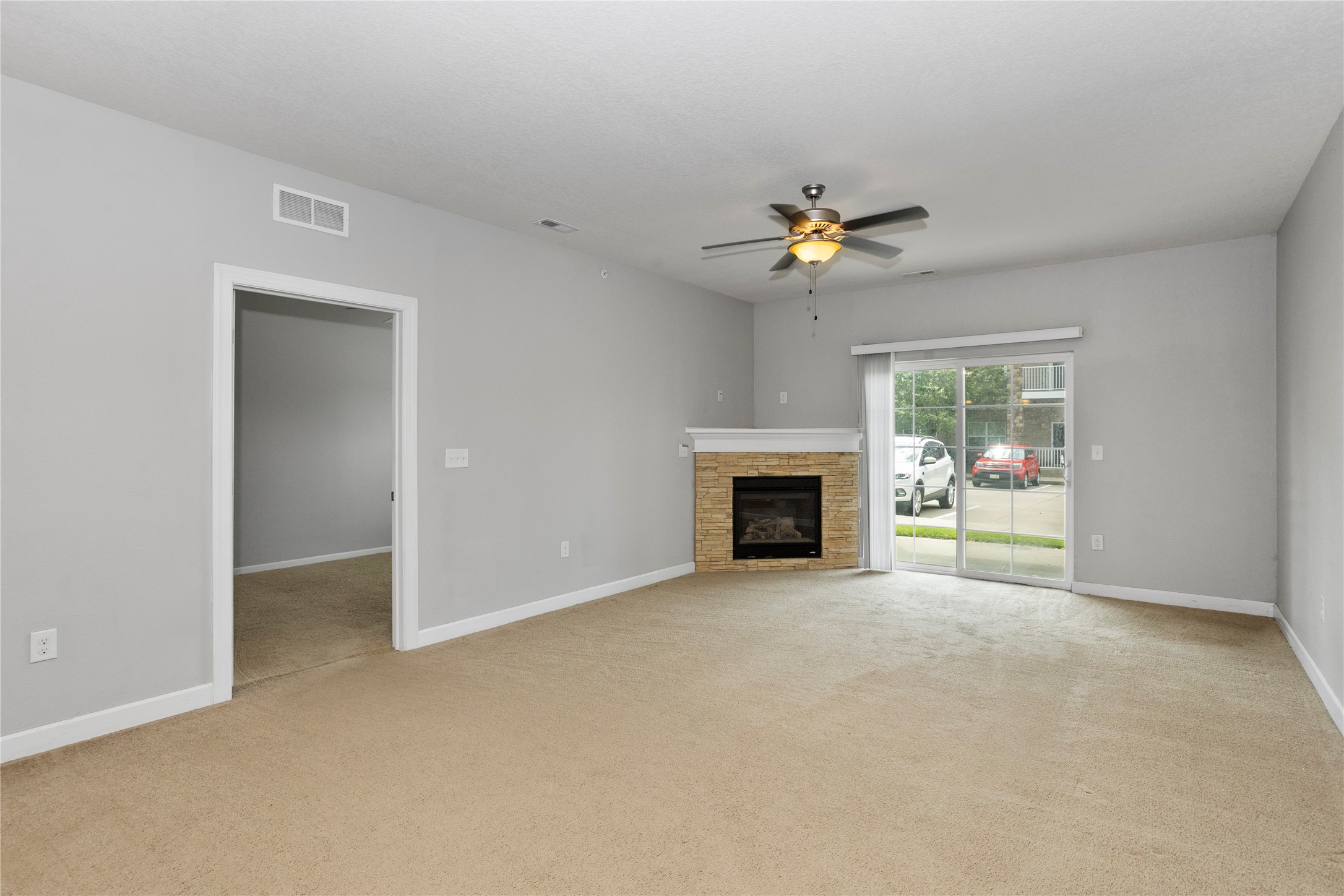 8350 EP True Parkway 3103