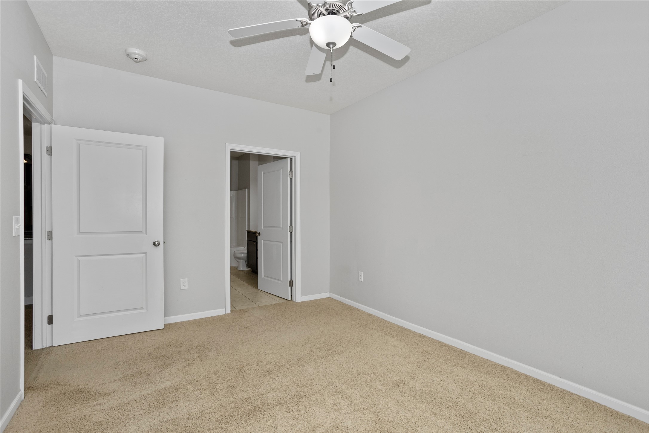 8350 EP True Parkway 3103