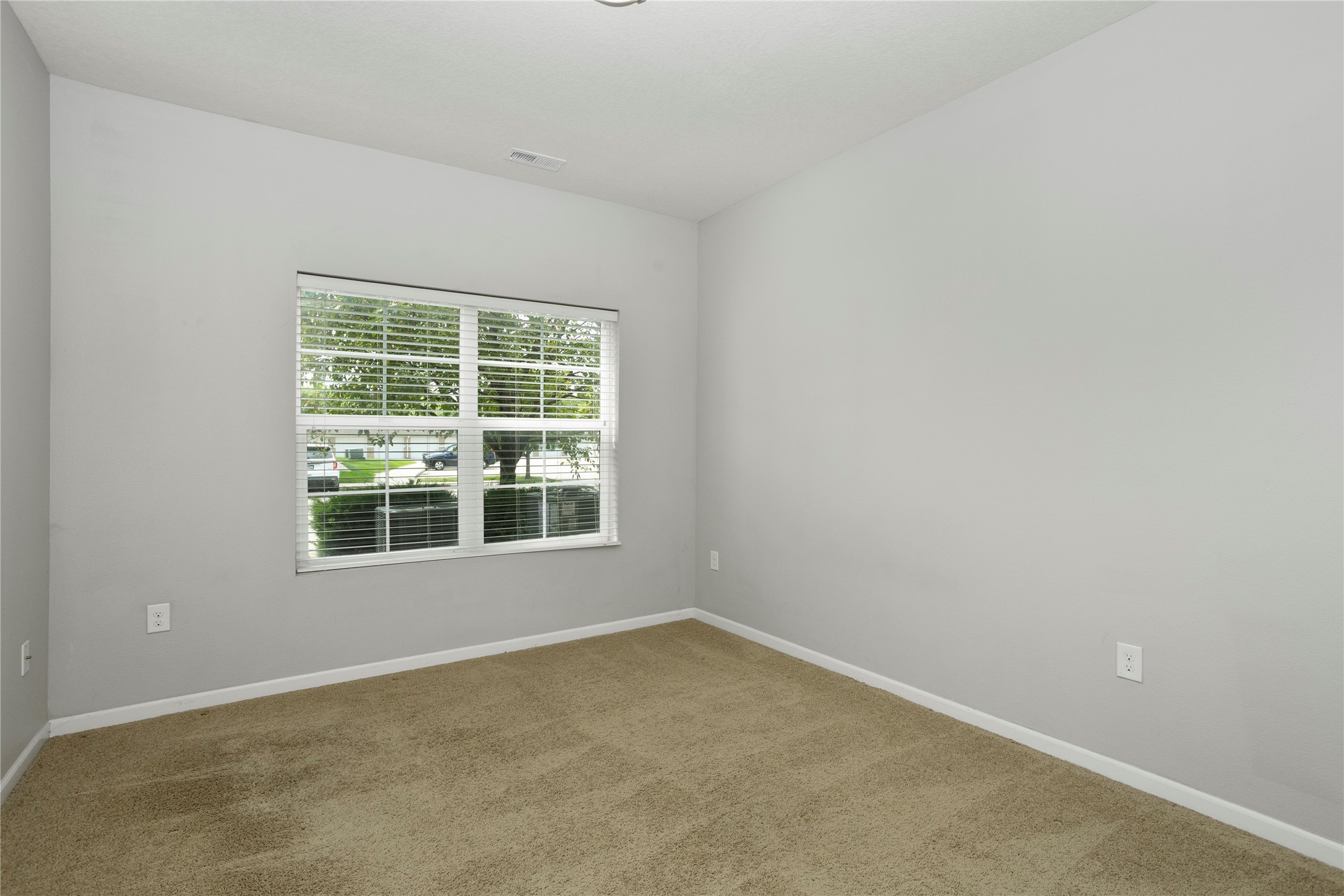 8350 EP True Parkway 3103