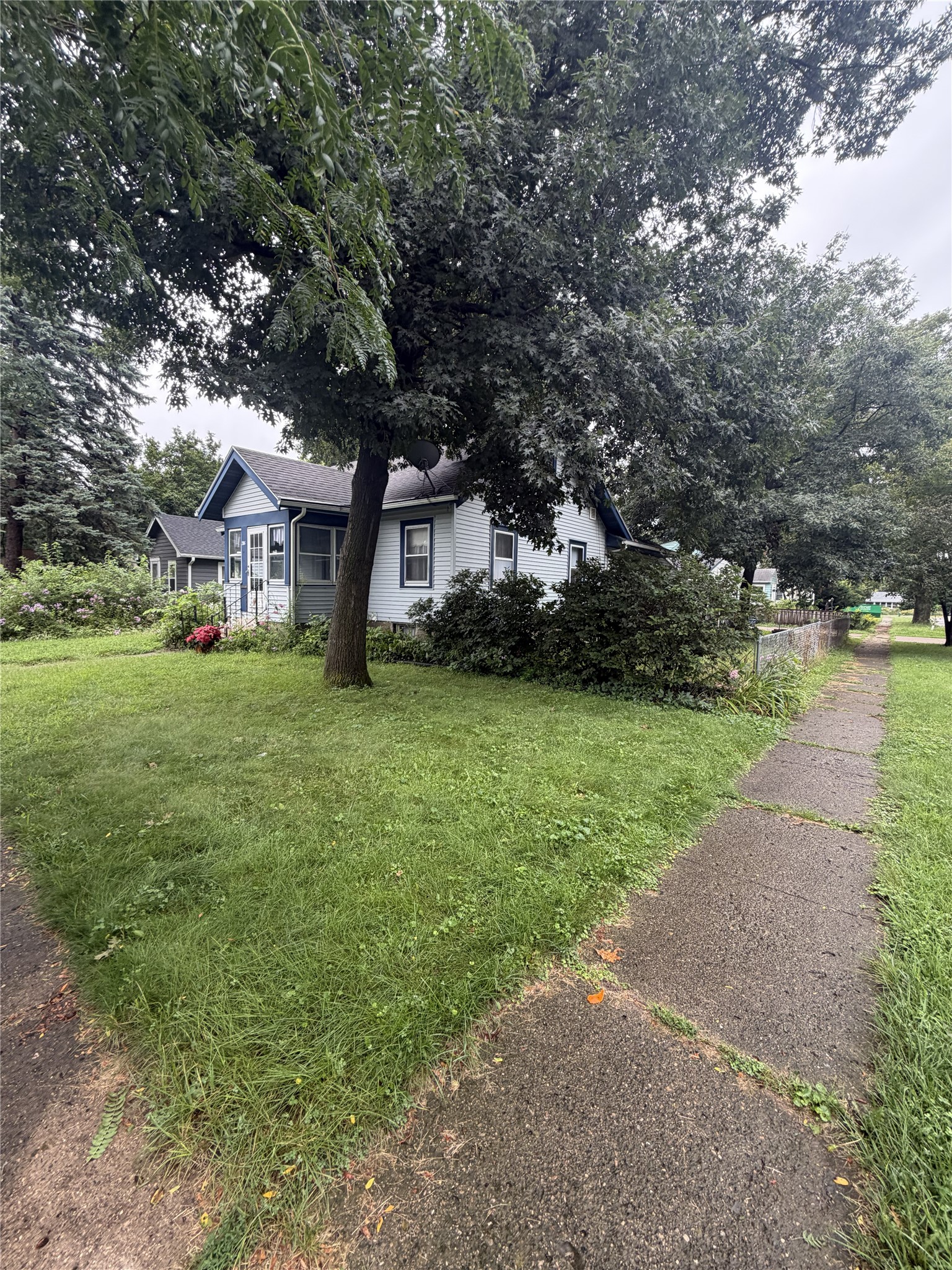 301 S Hazel Avenue