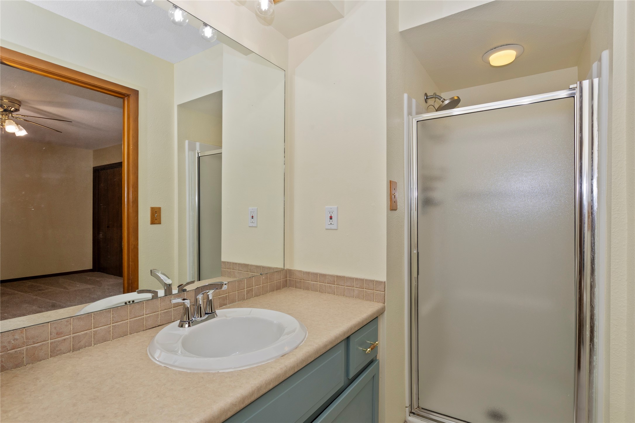1679 NW 99th Street