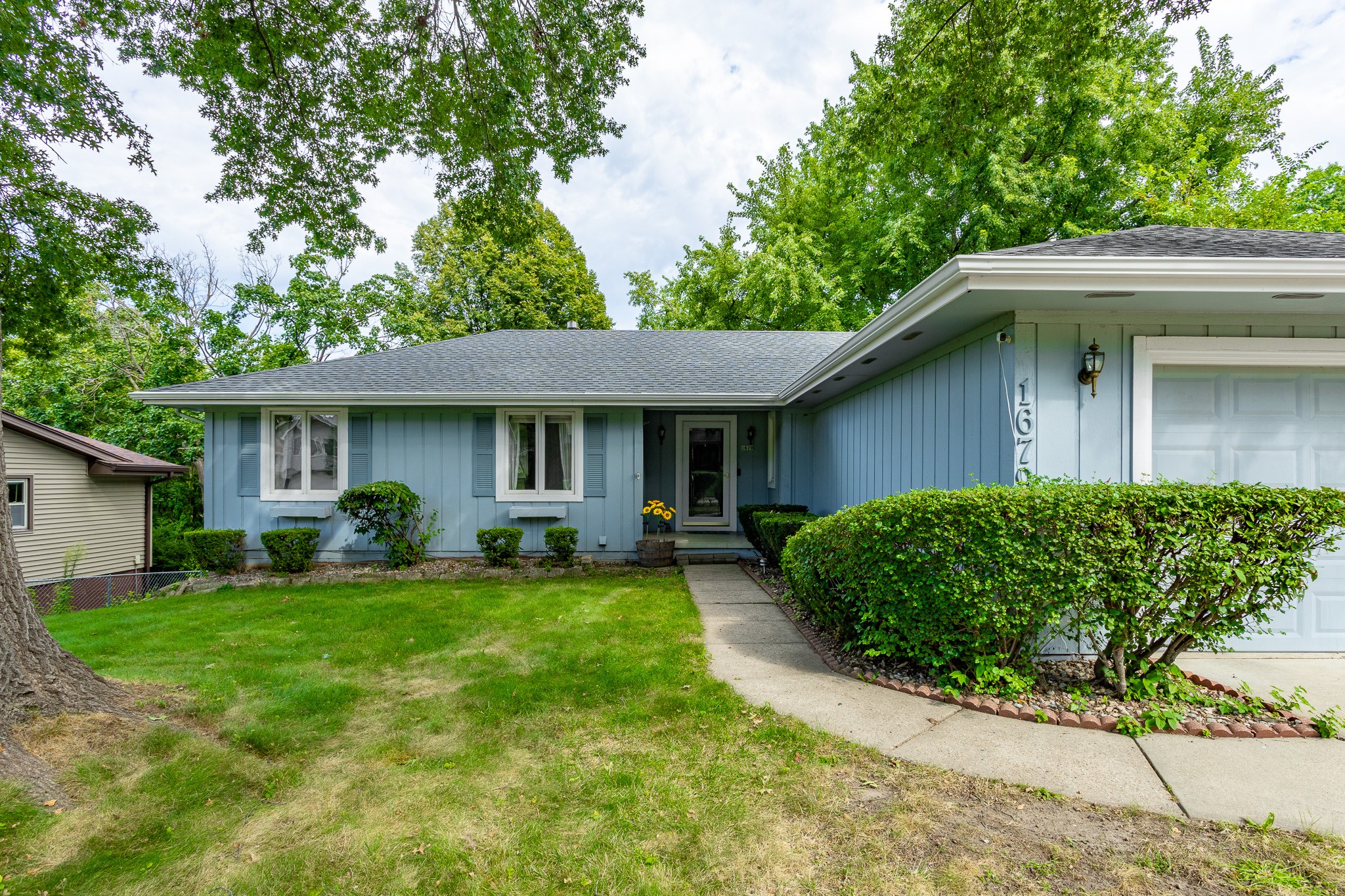 1679 NW 99th Street