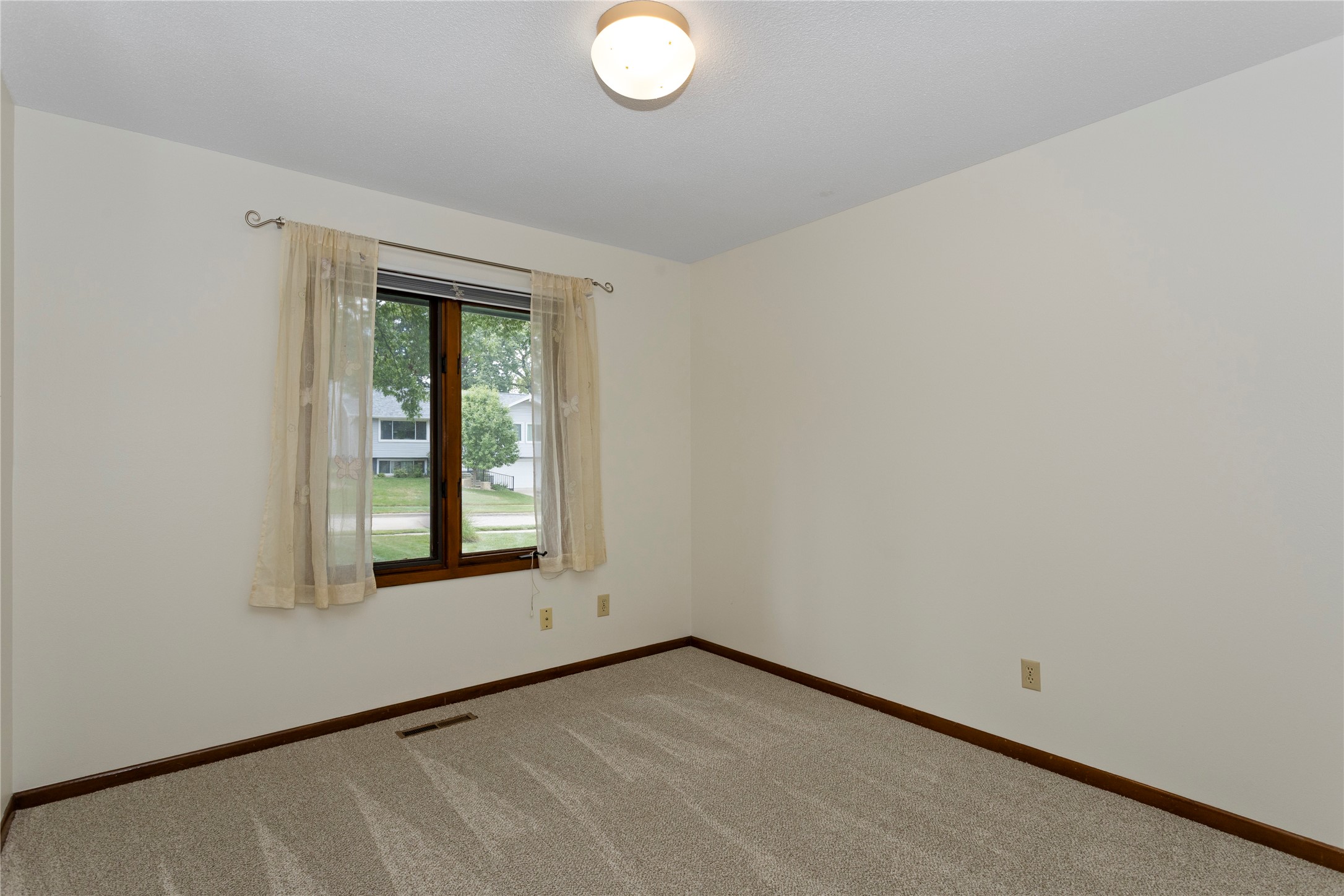 1679 NW 99th Street