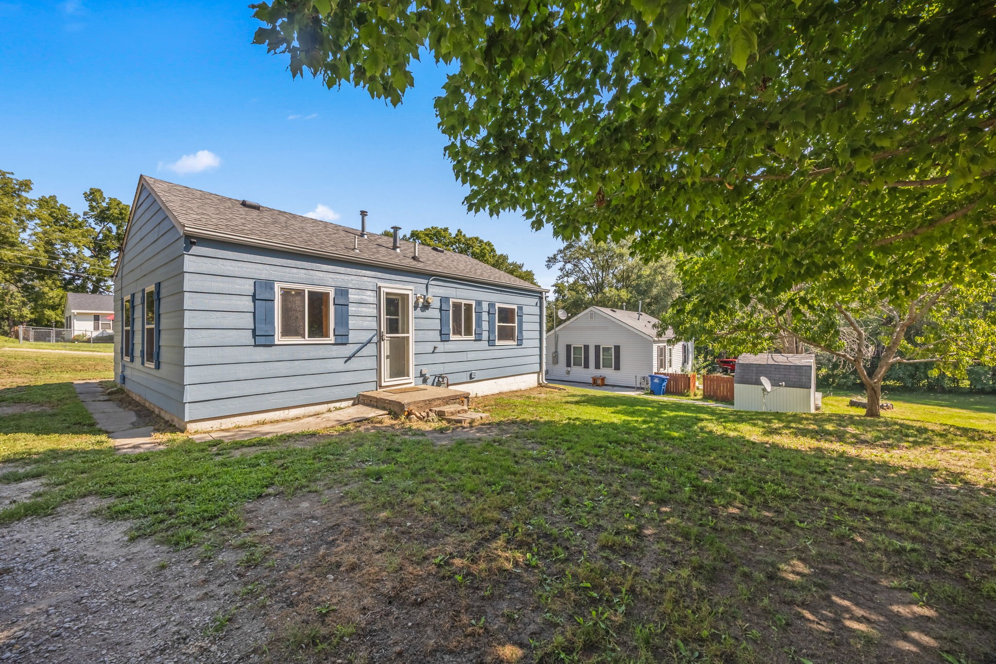 401 Hart Avenue