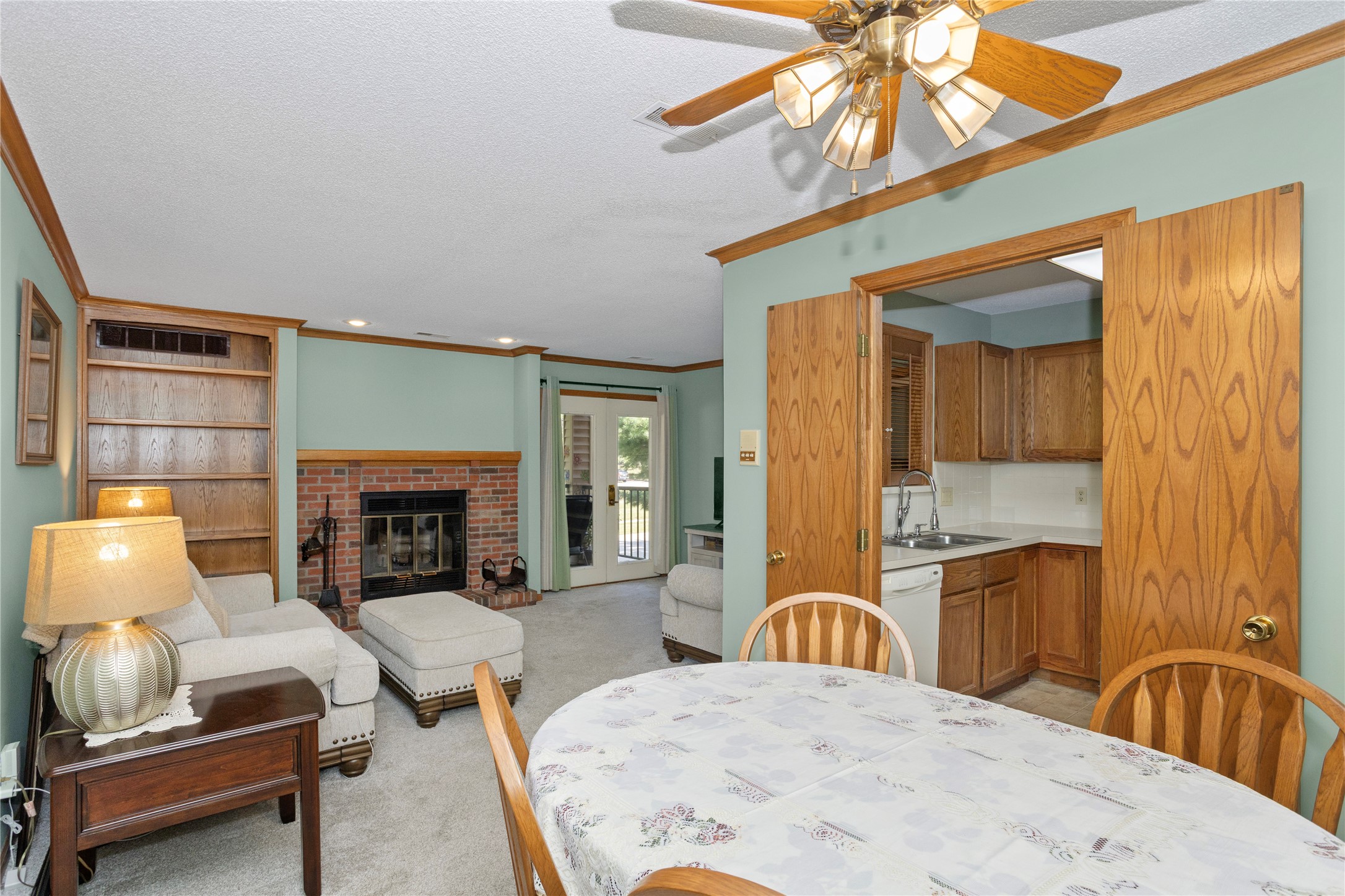 4910 Pleasant Street 14
