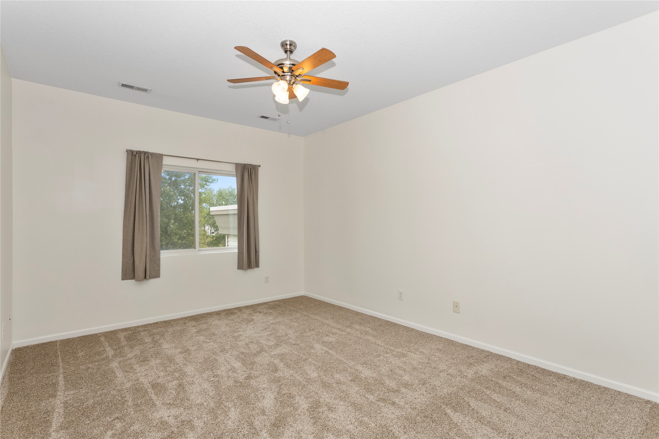 6350 Coachlight Drive 3204