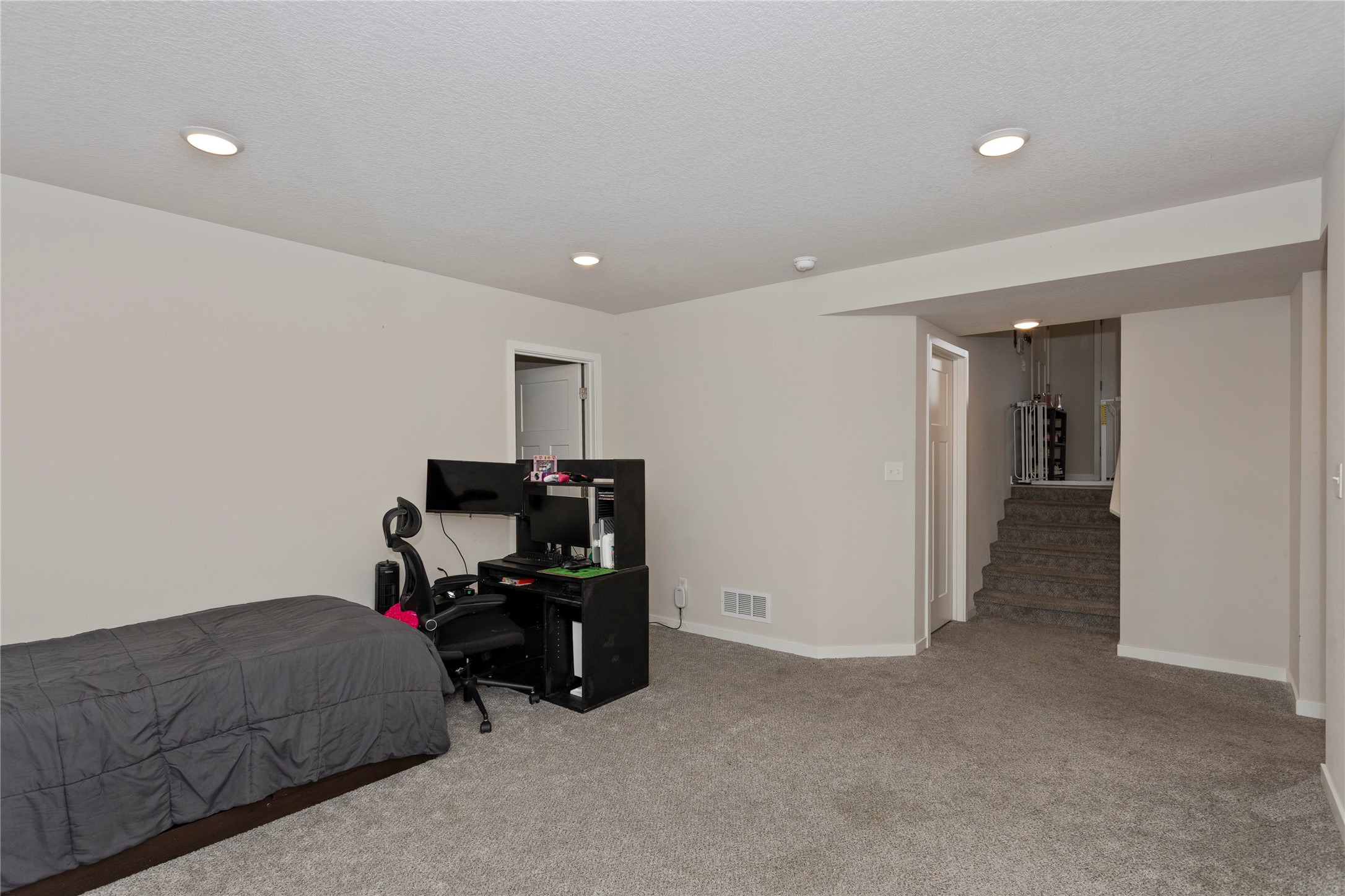 4418 NW 13th Street