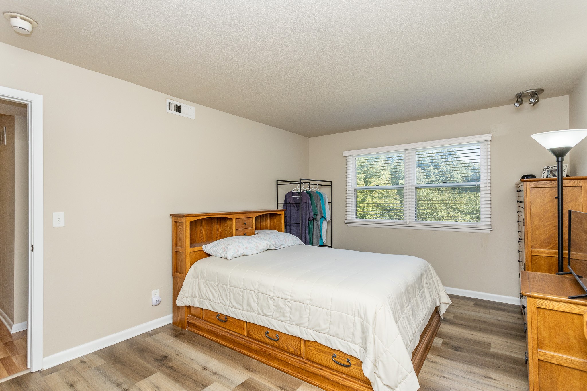 3405 Woodland Avenue 36
