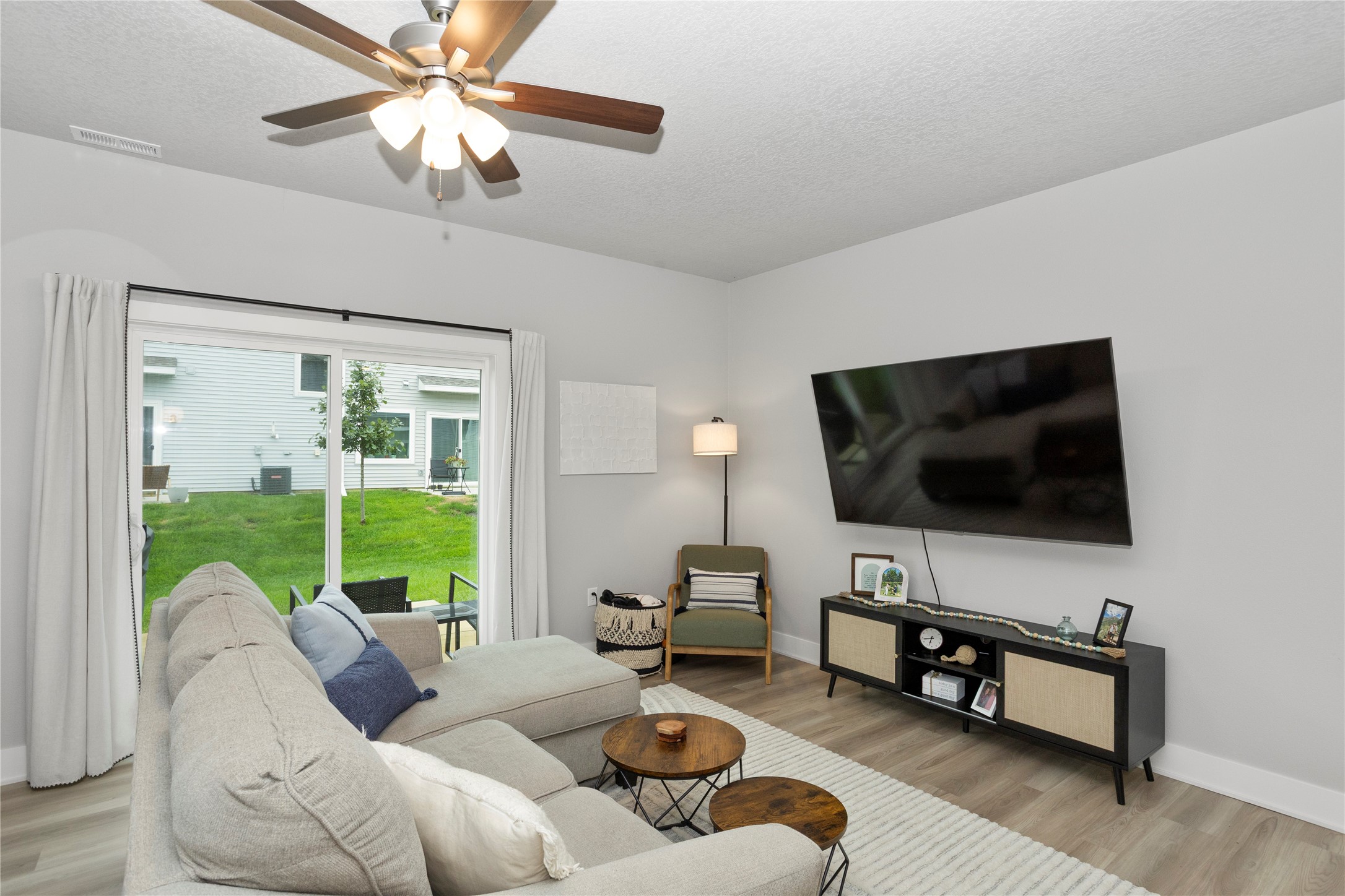802 Umbra Place