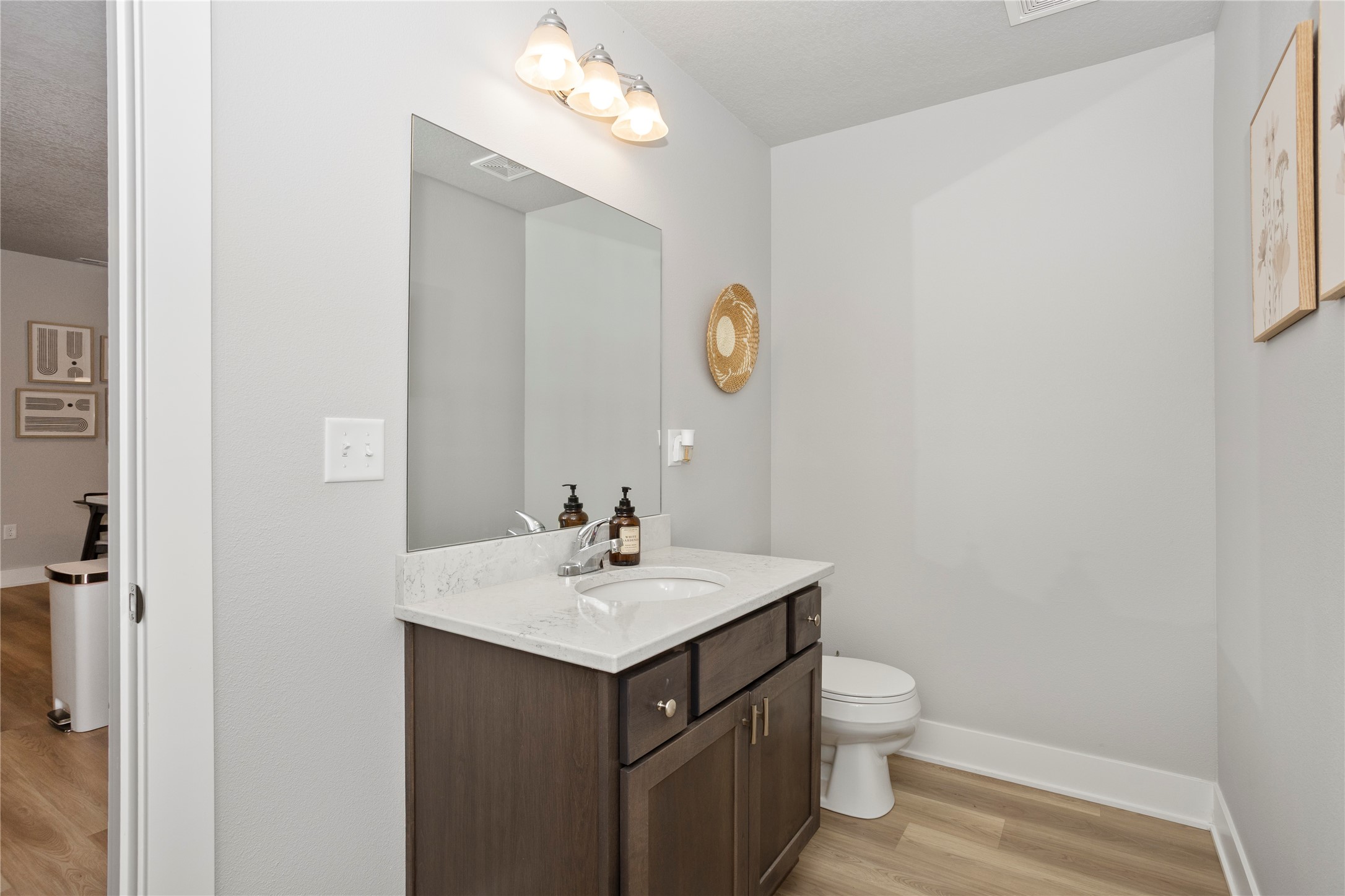 802 Umbra Place