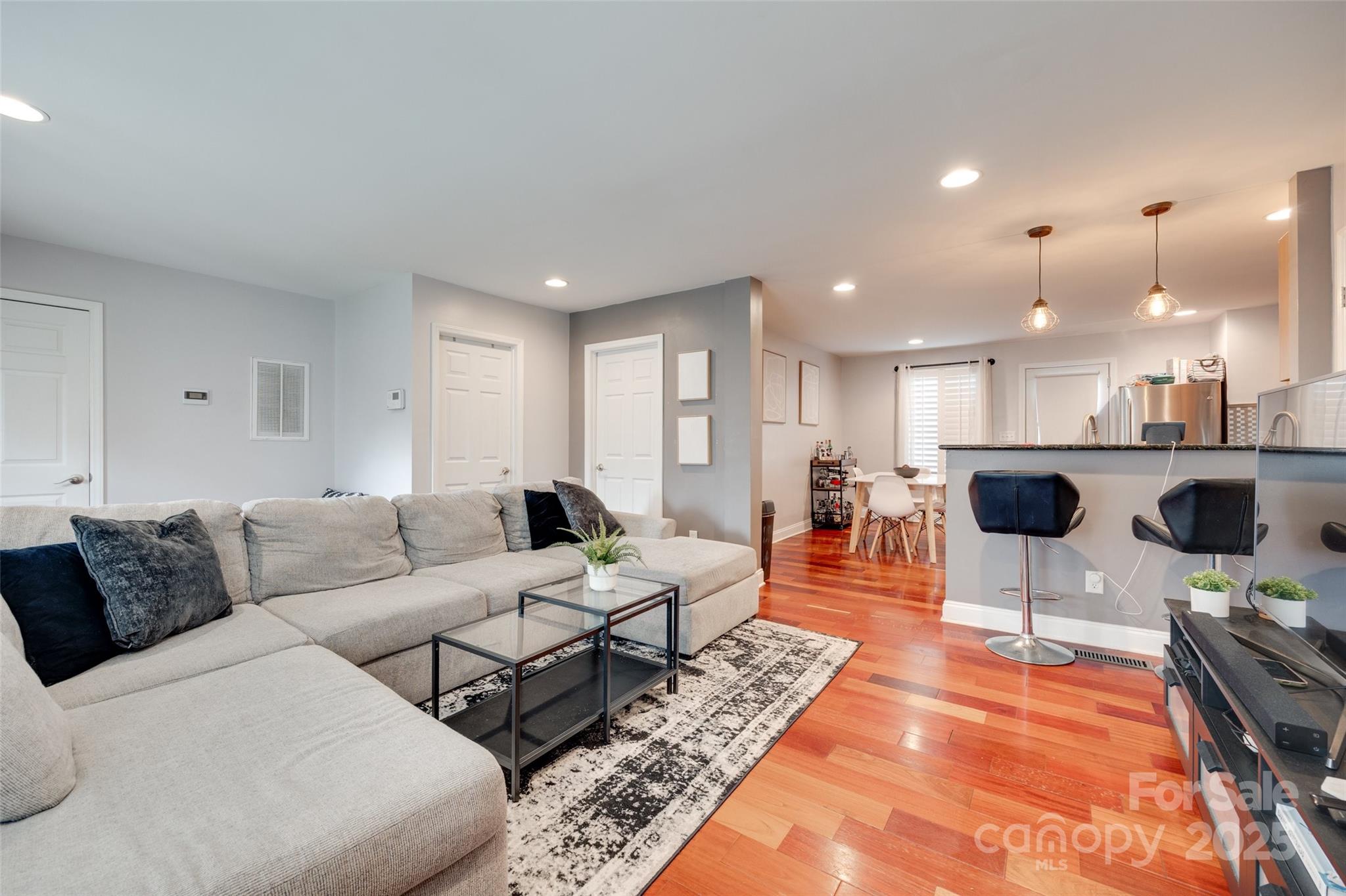 1643 Duckworth Avenue, Ch Duckworth Avenue