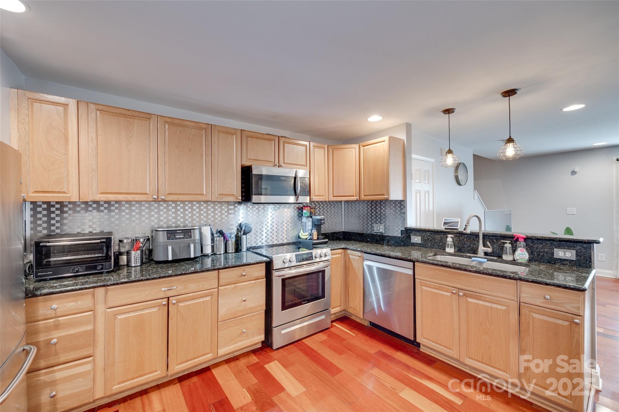 1643 Duckworth Avenue, Ch Duckworth Avenue