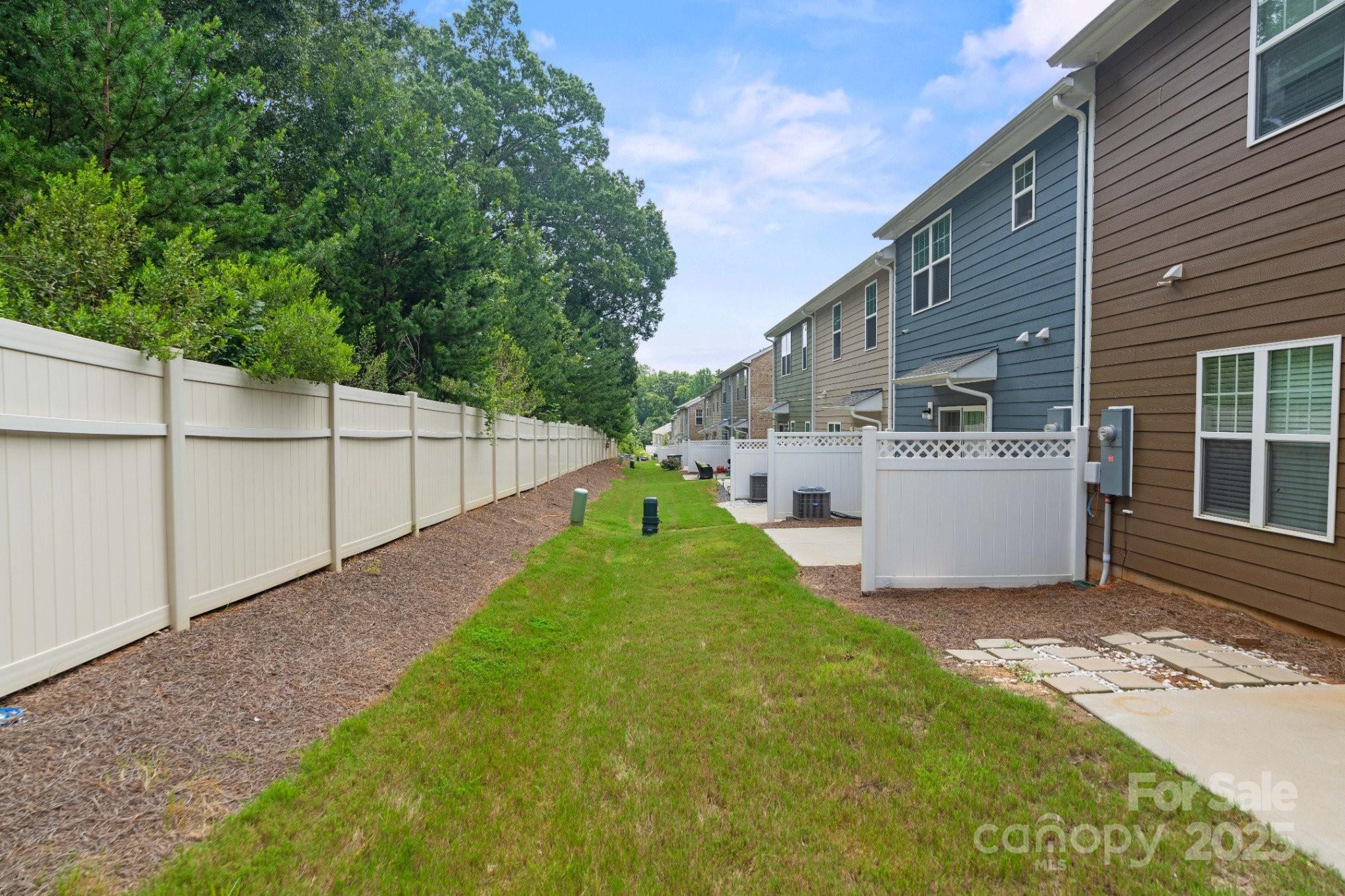 7444 Sienna Heights Place