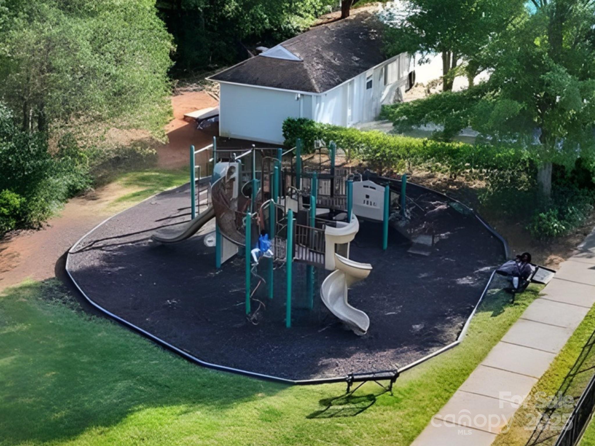 2550 Grantham Place Unit: 17