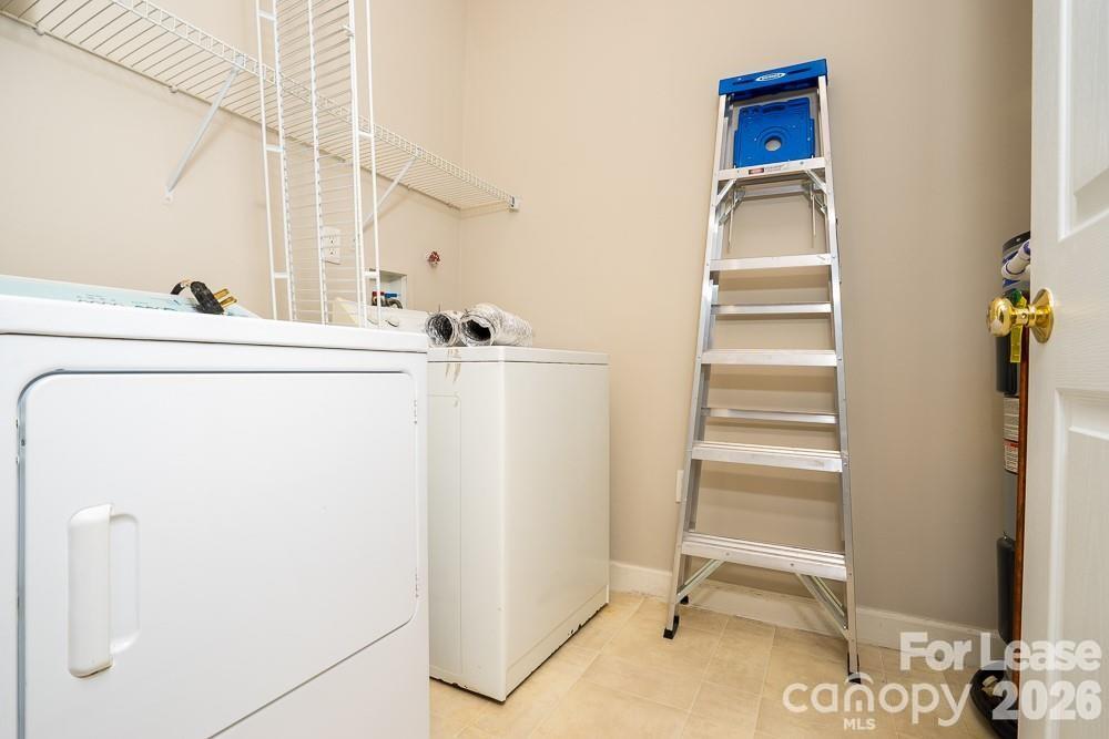 11733 Ridgeway Park Drive