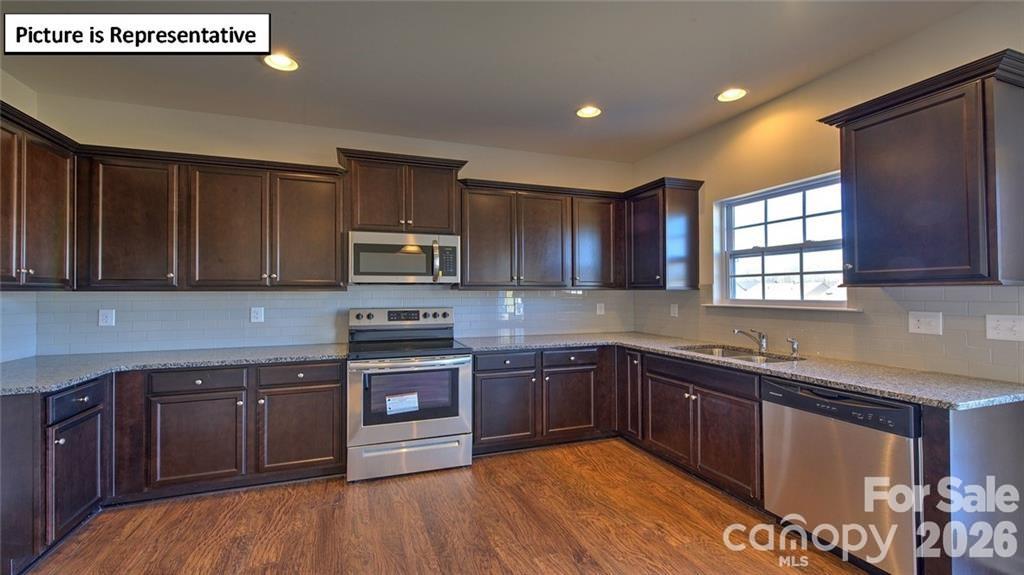 3133 Platinum Pointe Drive