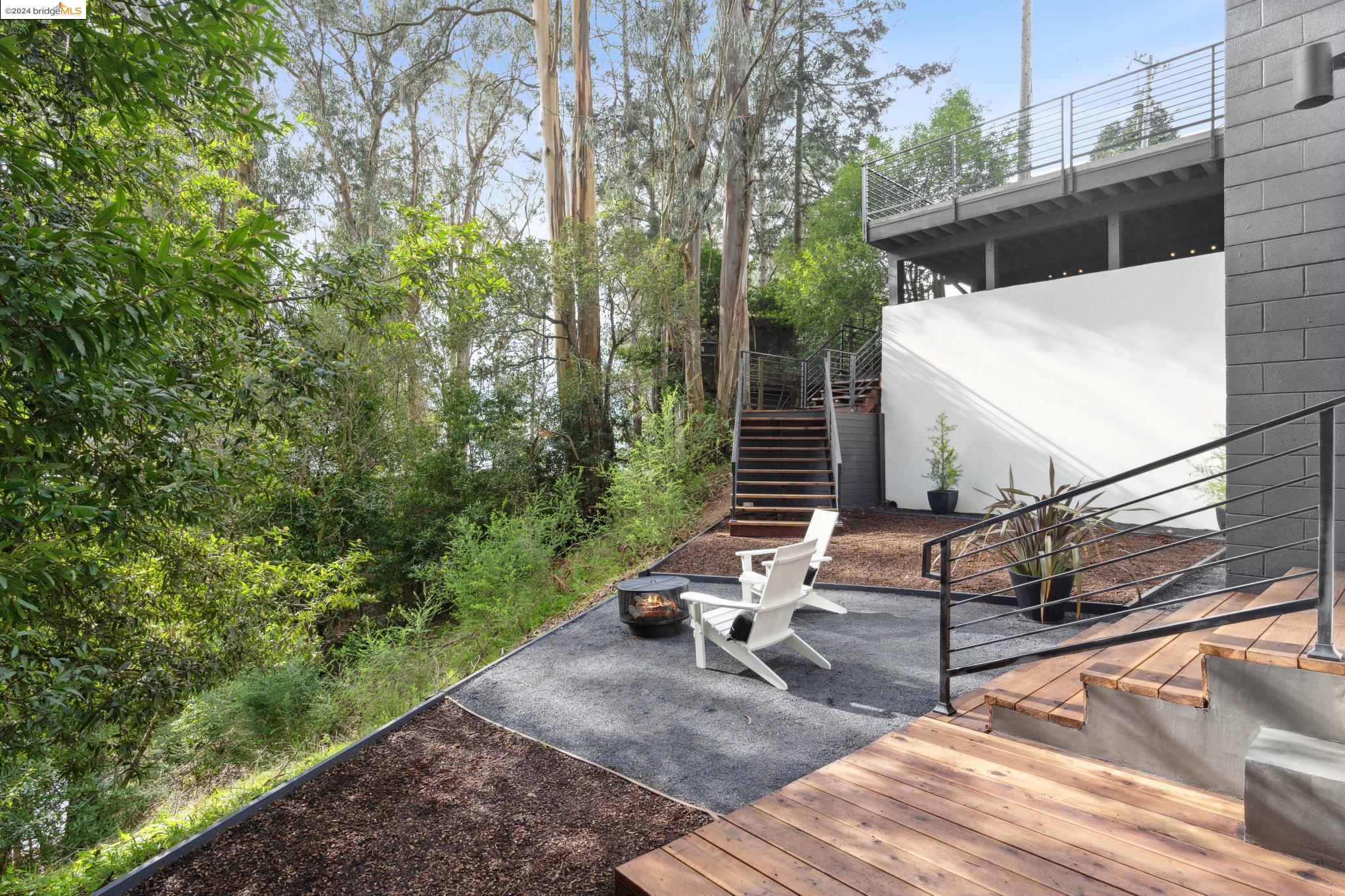 1340 Queens Road