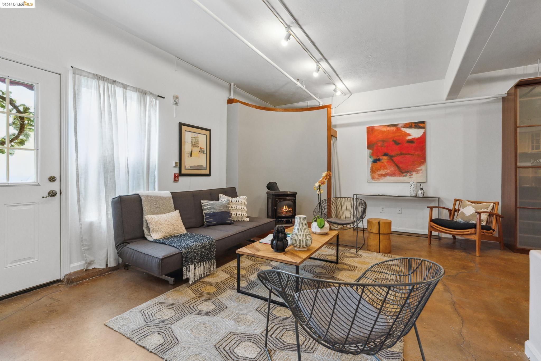 2649 San Pablo Ave # 2