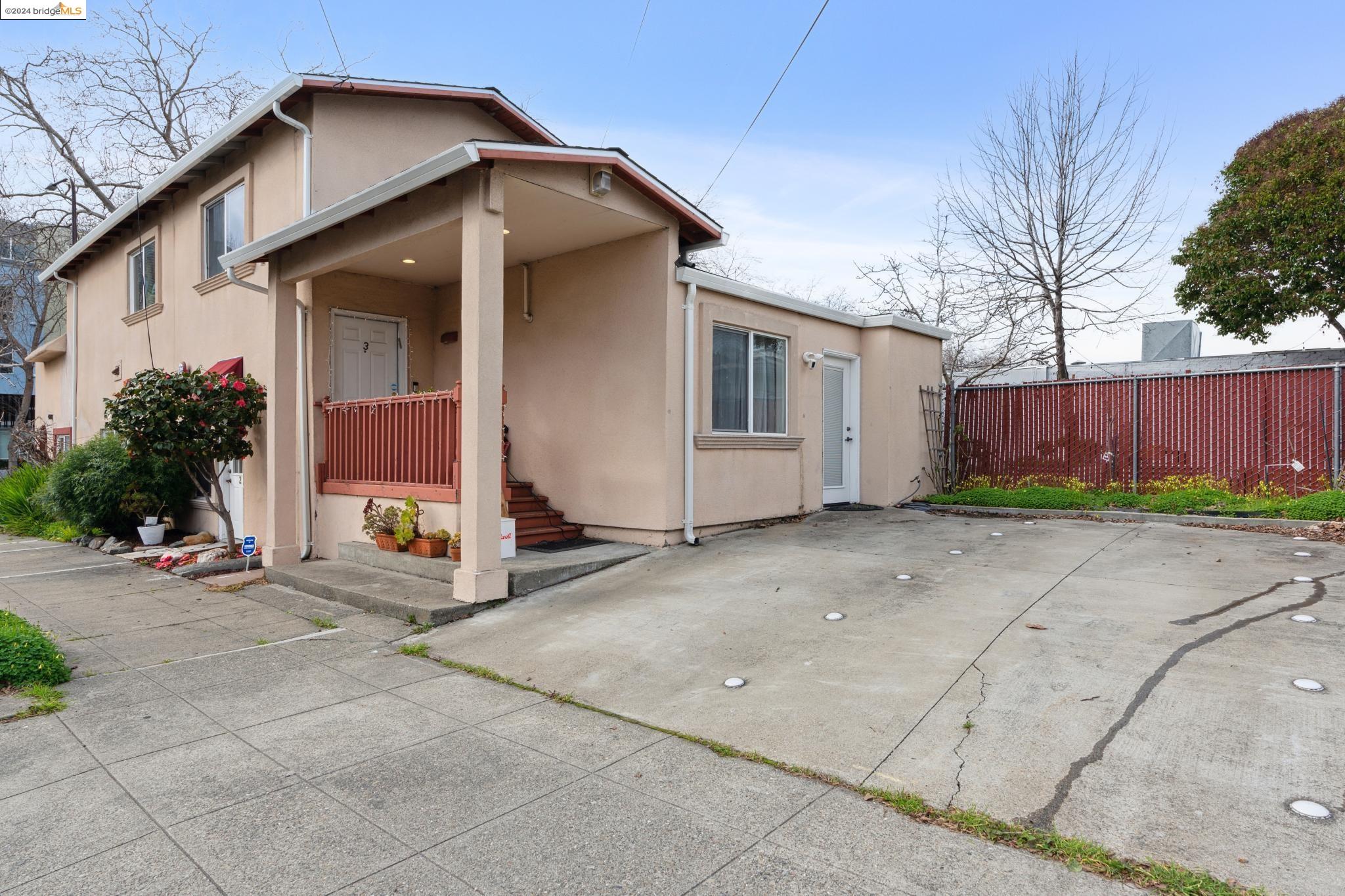 2649 San Pablo Ave # 2