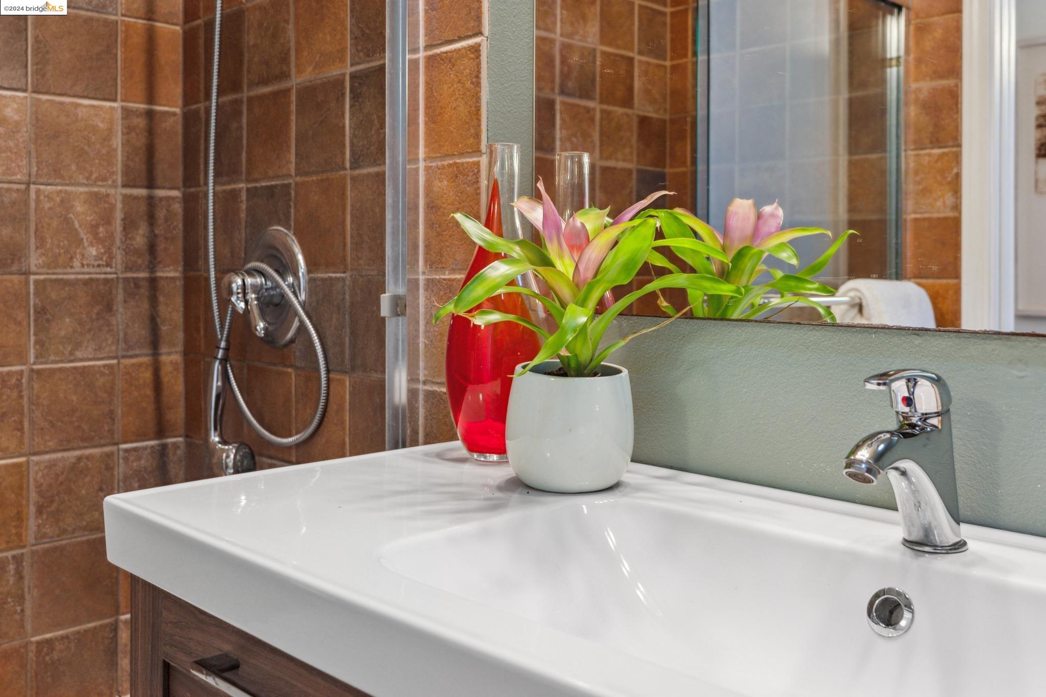 2649 San Pablo Ave # 2