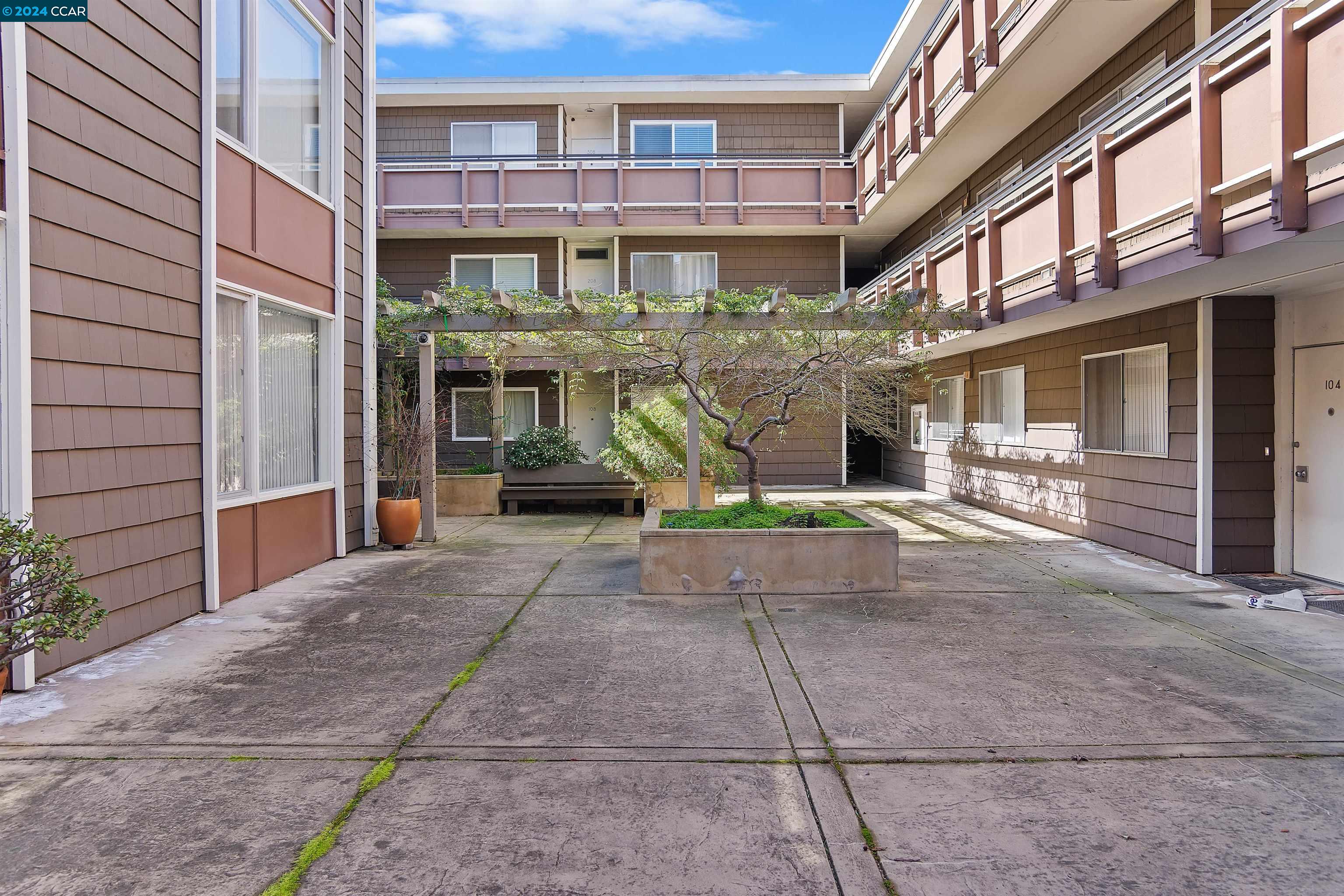 2601 College Ave # 309