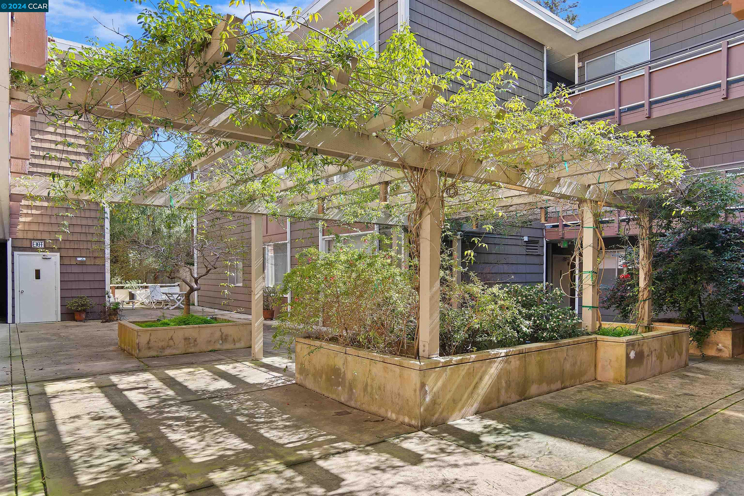 2601 College Ave # 309