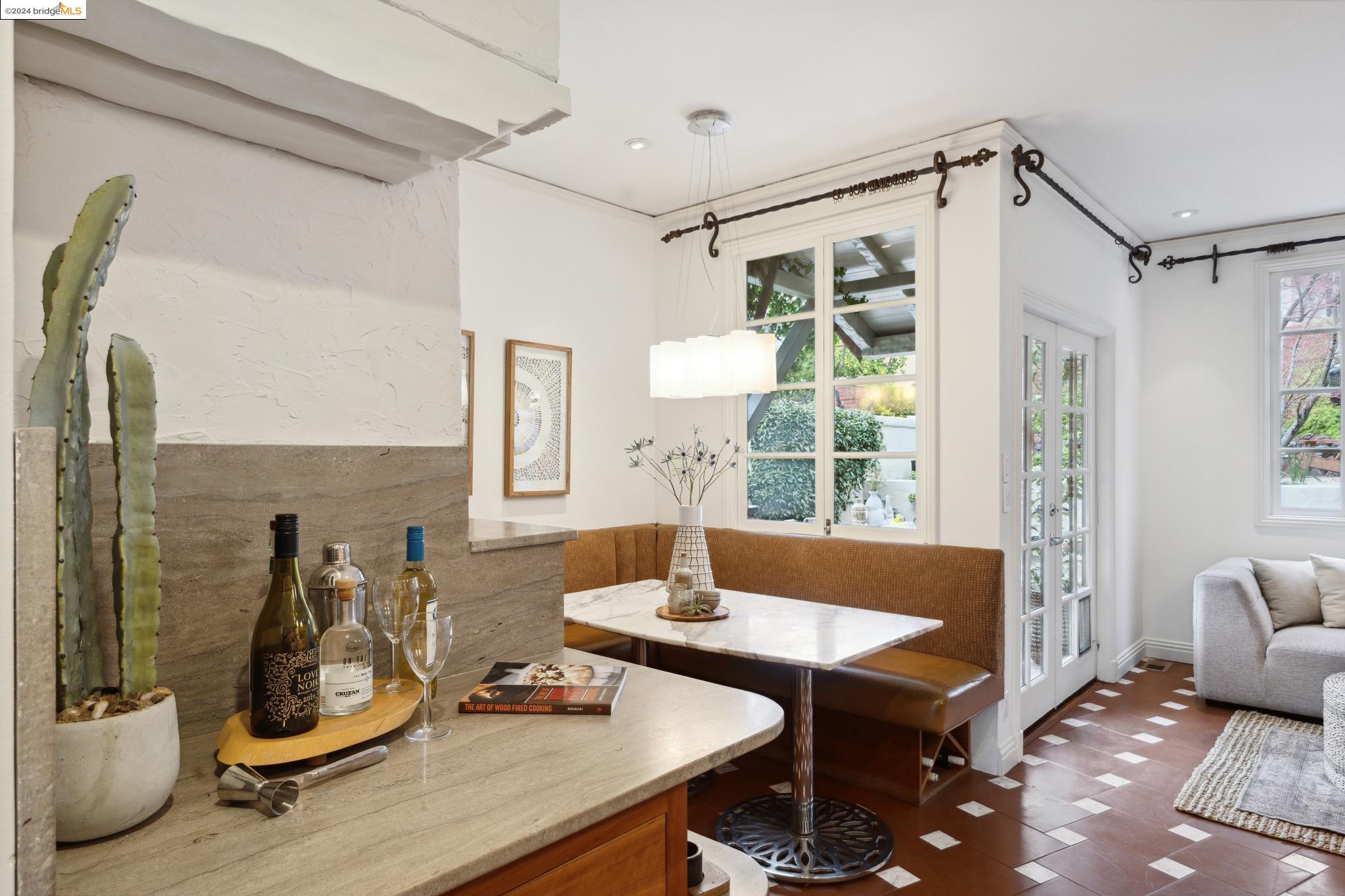 1066 Sunnyhills Road
