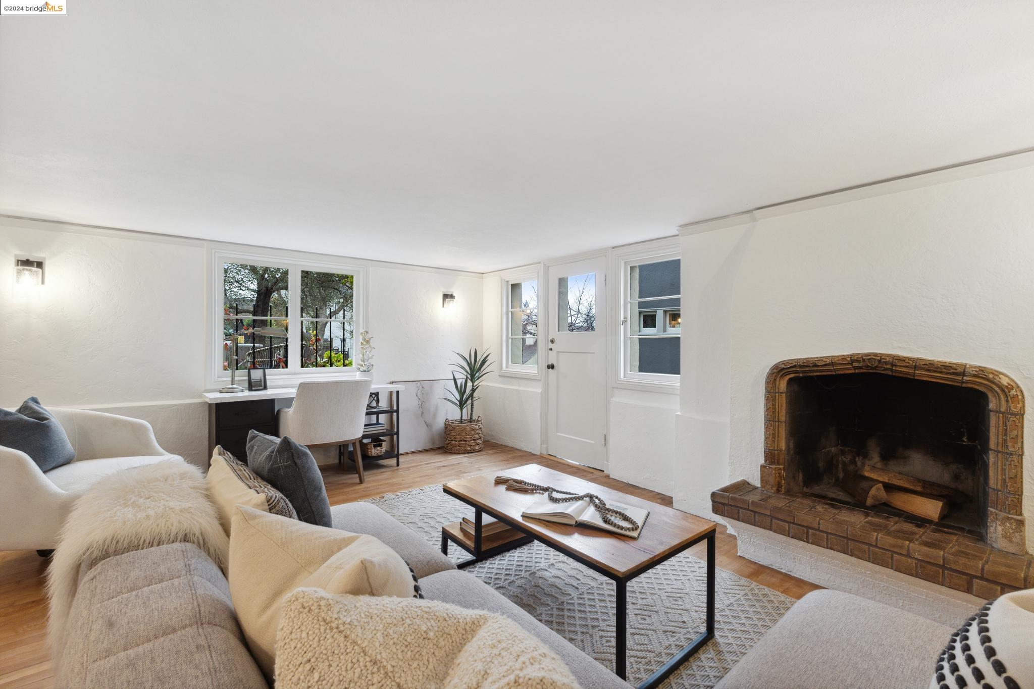 1066 Sunnyhills Road
