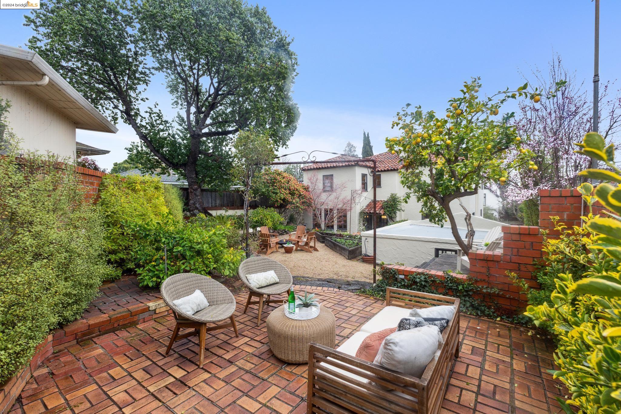 1066 Sunnyhills Road