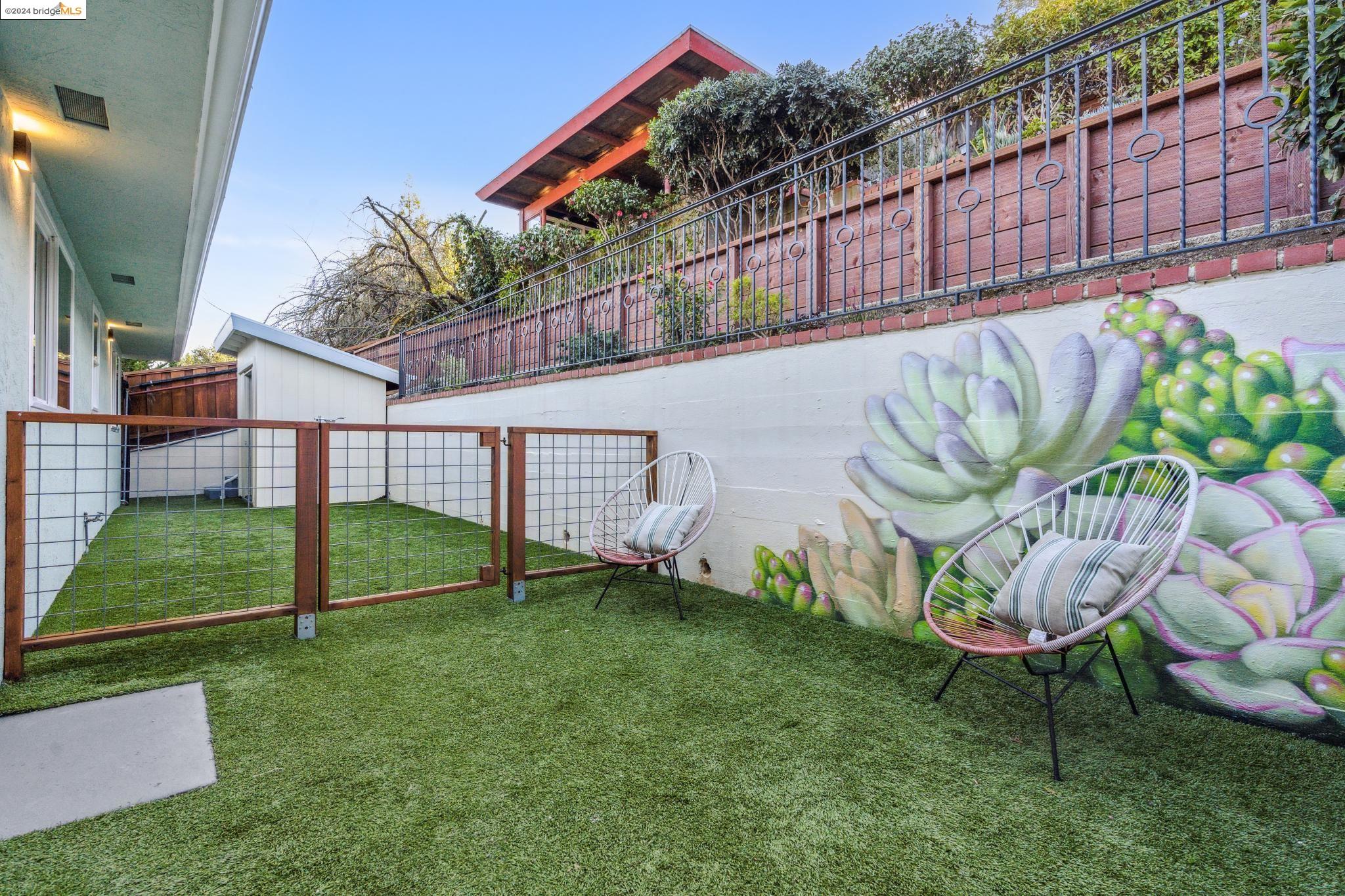 3387 Victor Avenue