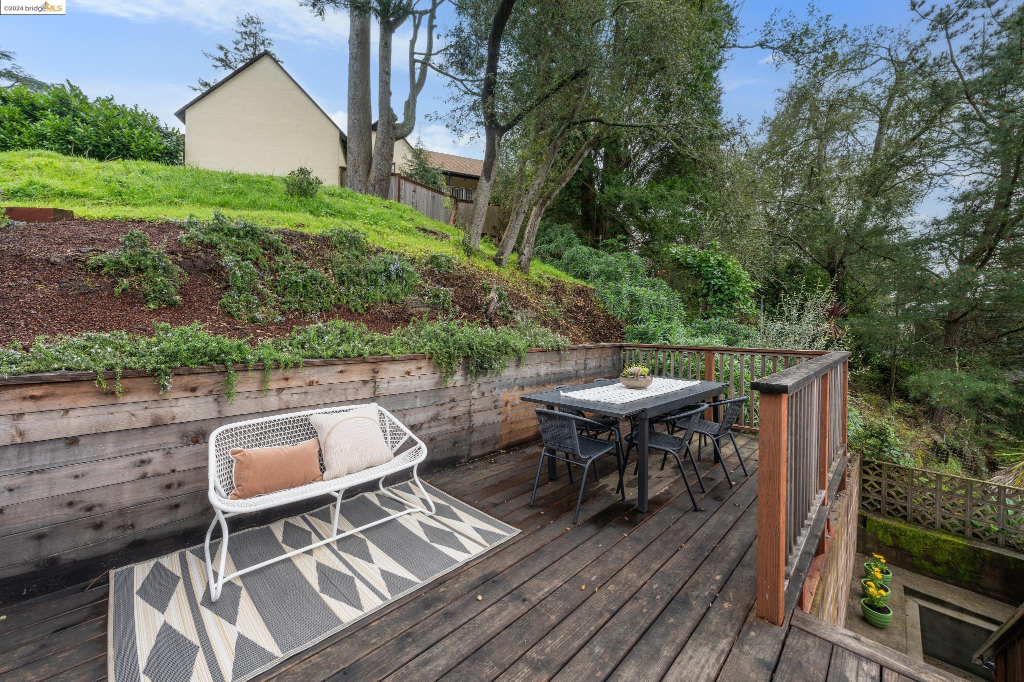 183 Fairlawn Dr
