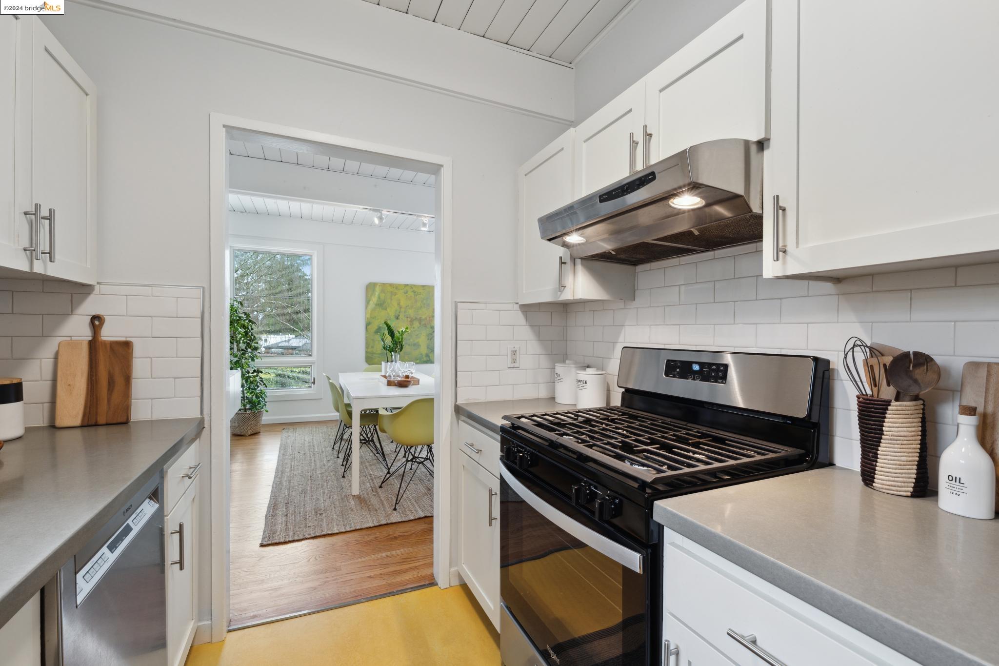 183 Fairlawn Dr