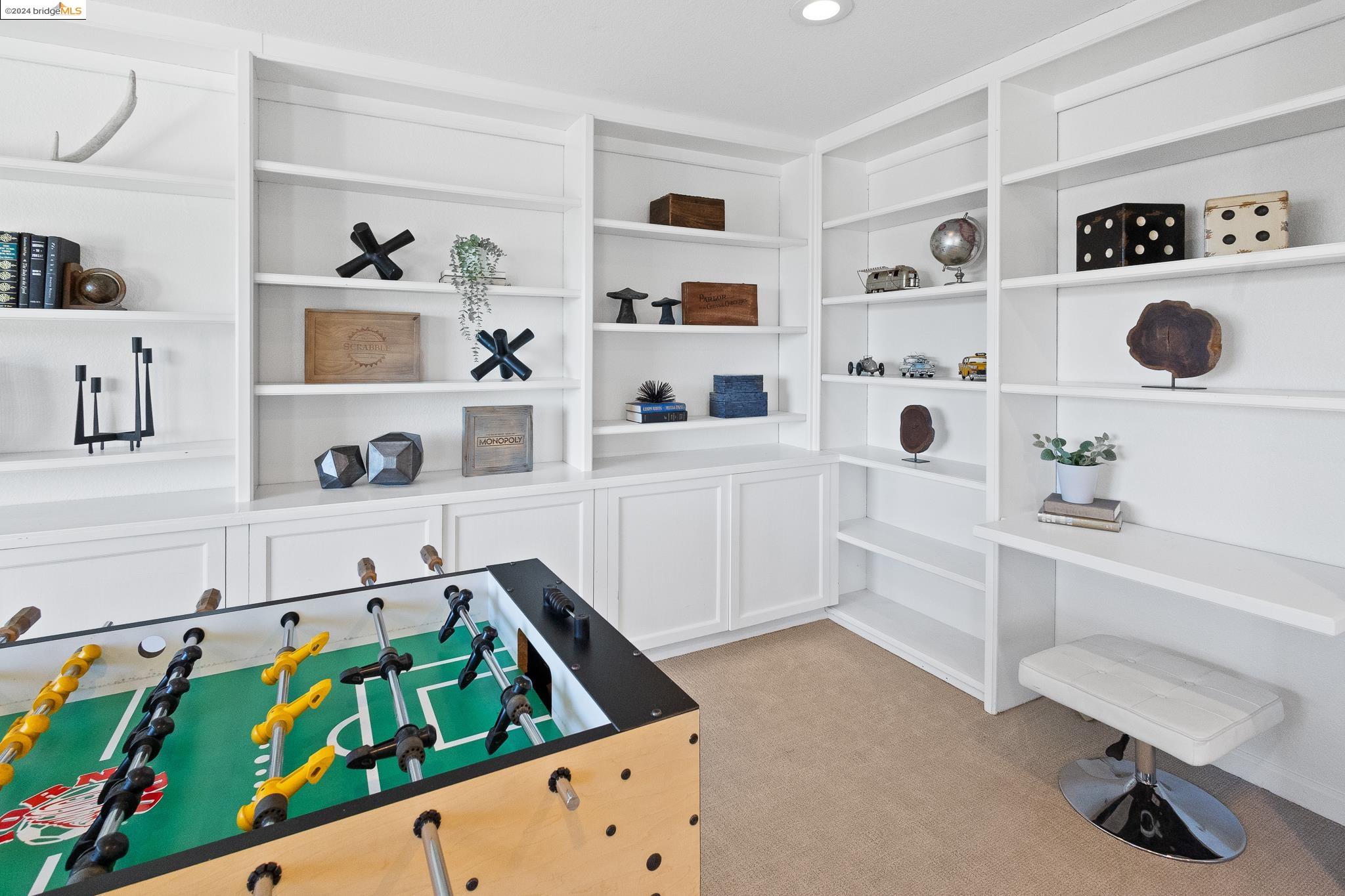 4305 Saint Cloud Court