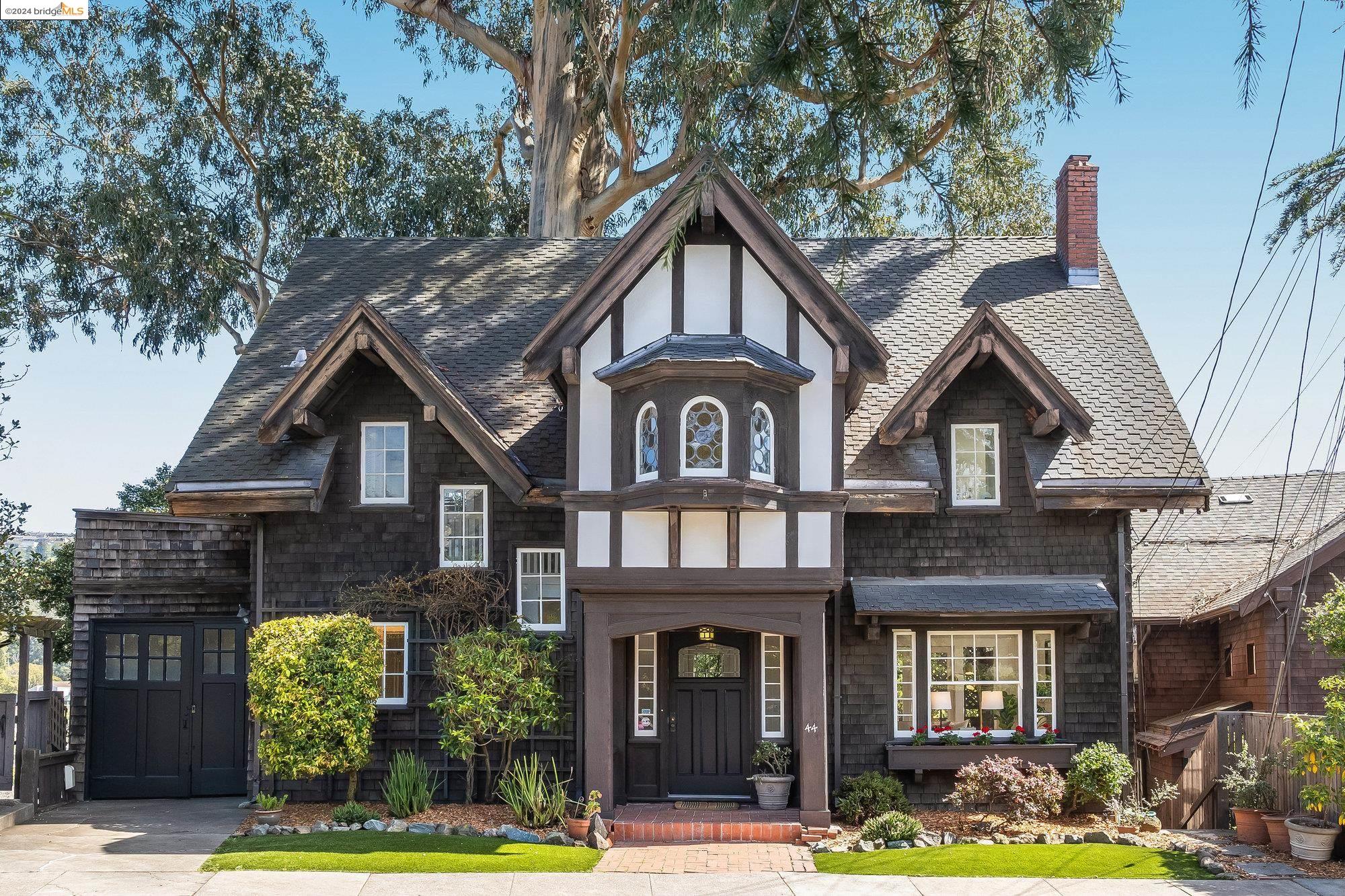 44 Eucalyptus Road