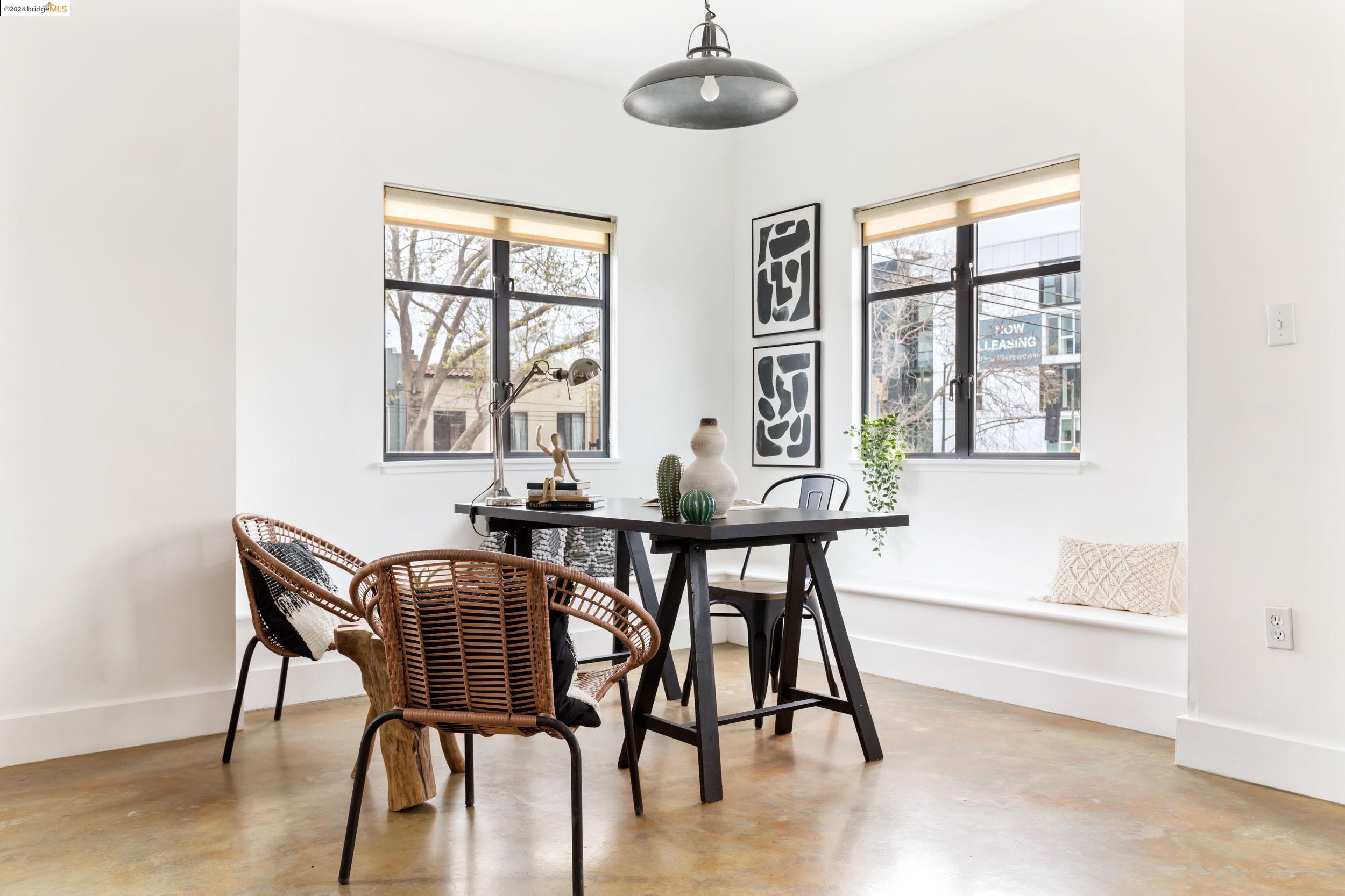 4811 Telegraph Ave # 212