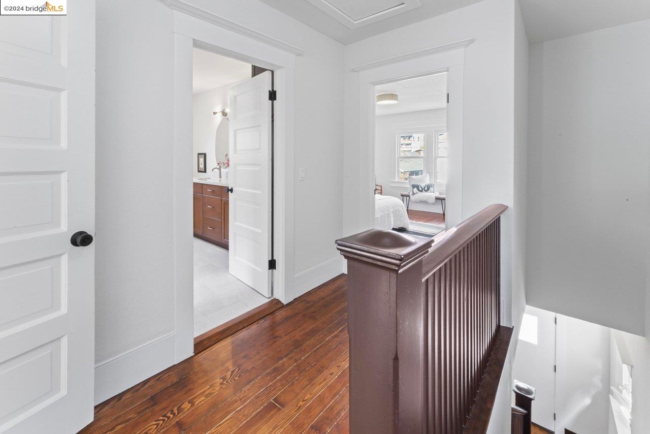2232 8Th Ave